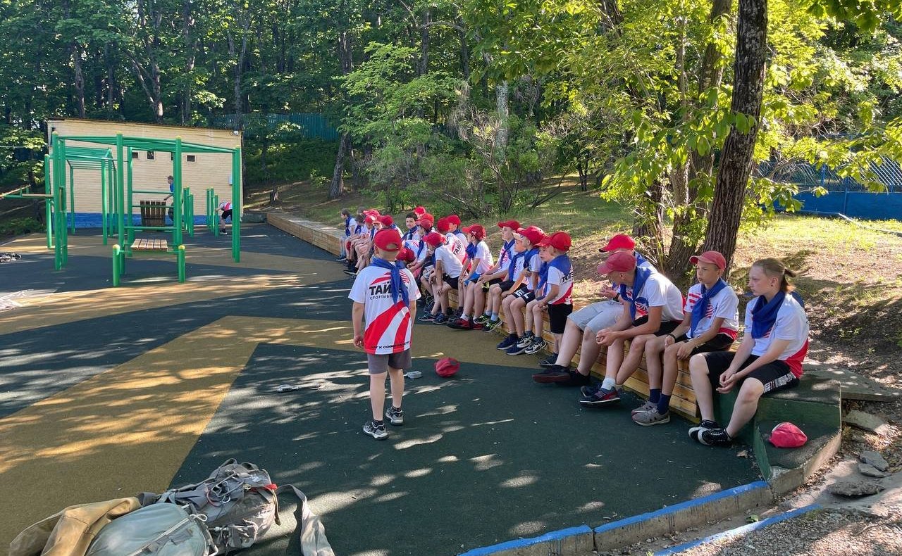 Андрей Базилевский посетил детский лагерь отдыха и оздоровления детей «Мир детства» в Мичуринском сельском поселении края