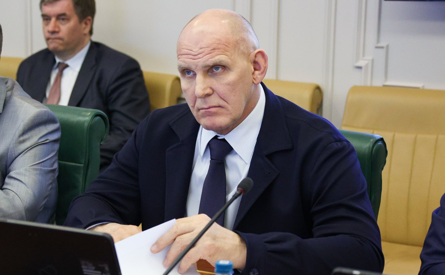 Александр Карелин