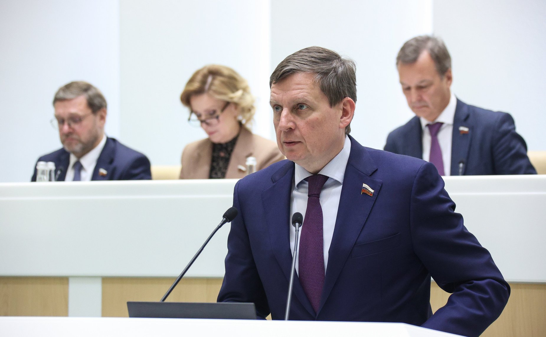 Андрей Епишин