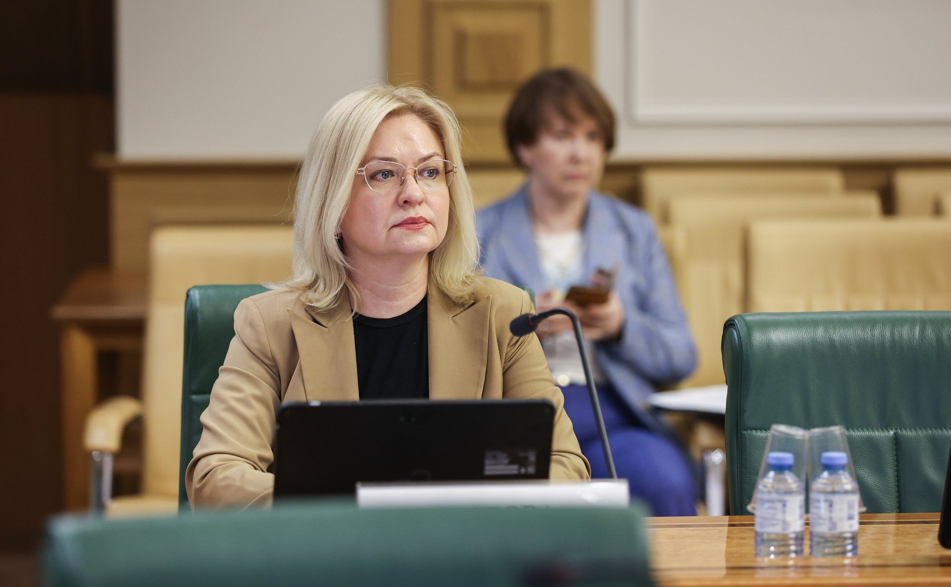 Заседание Комитета СФ по конституционному законодательству и государственному строительству