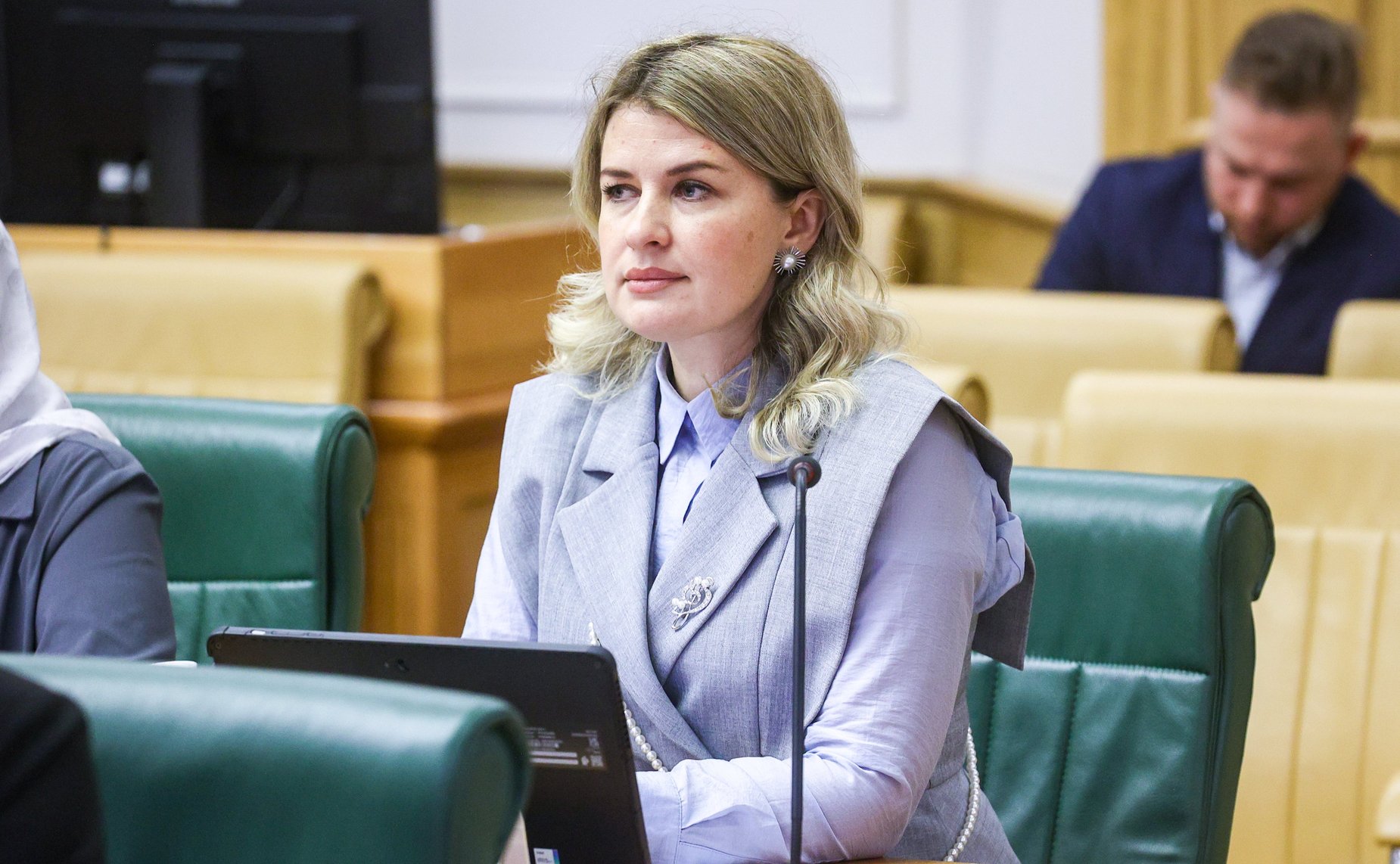 Встреча председателя Комитета СФ по науке, образованию и культуре Лилии Гумеровой с участниками окружных семейно-демографических конференций