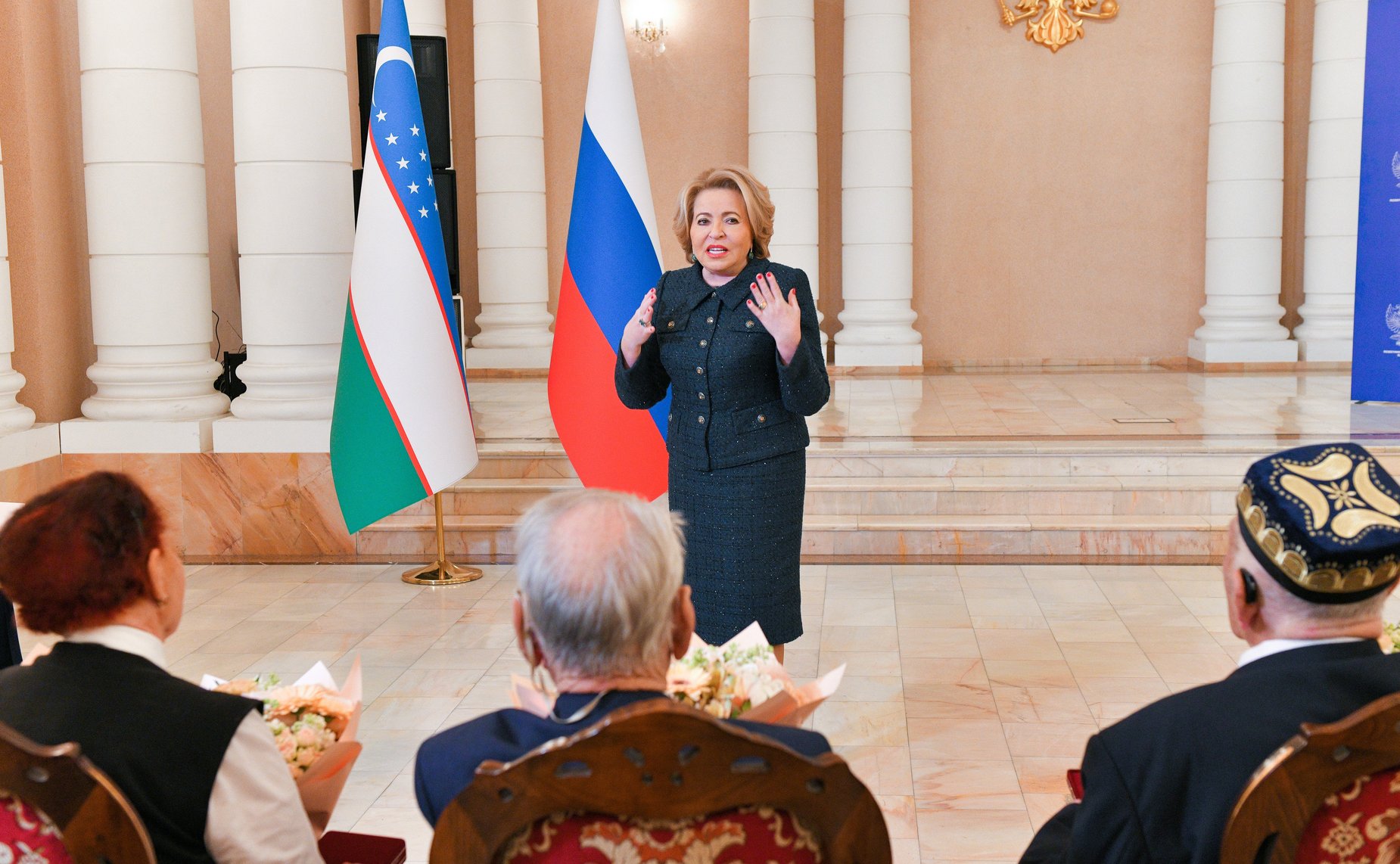 В преддверии Дня Победы Валентина Матвиенко встретилась в Ташкенте с ветеранами Великой Отечественной войны и блокадниками (Фото Спутник Узбекистан)