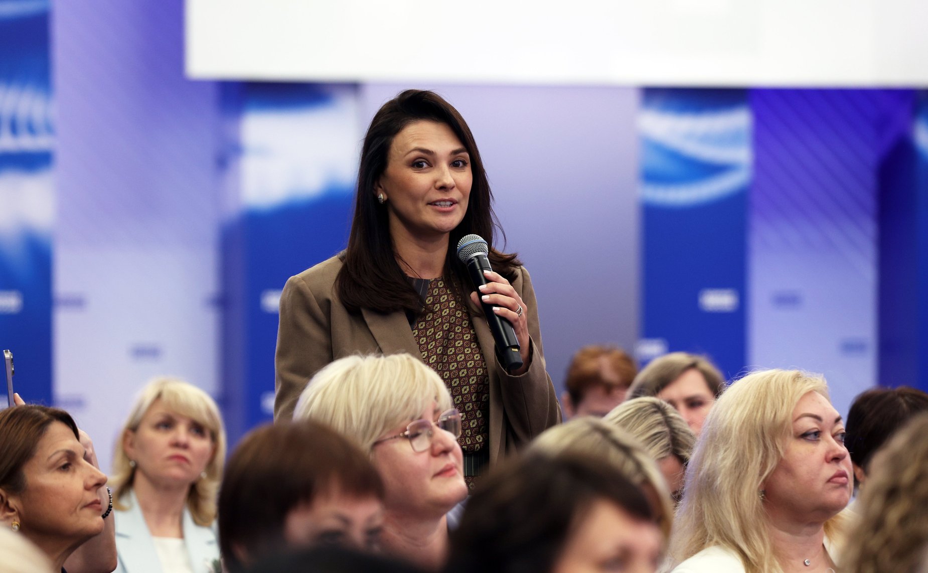 Валентина Матвиенко провела встречу с женщинами, которые примут участие в выборах депутатов Государственной Думы, законодательных органов власти регионов и органов местного самоуправления