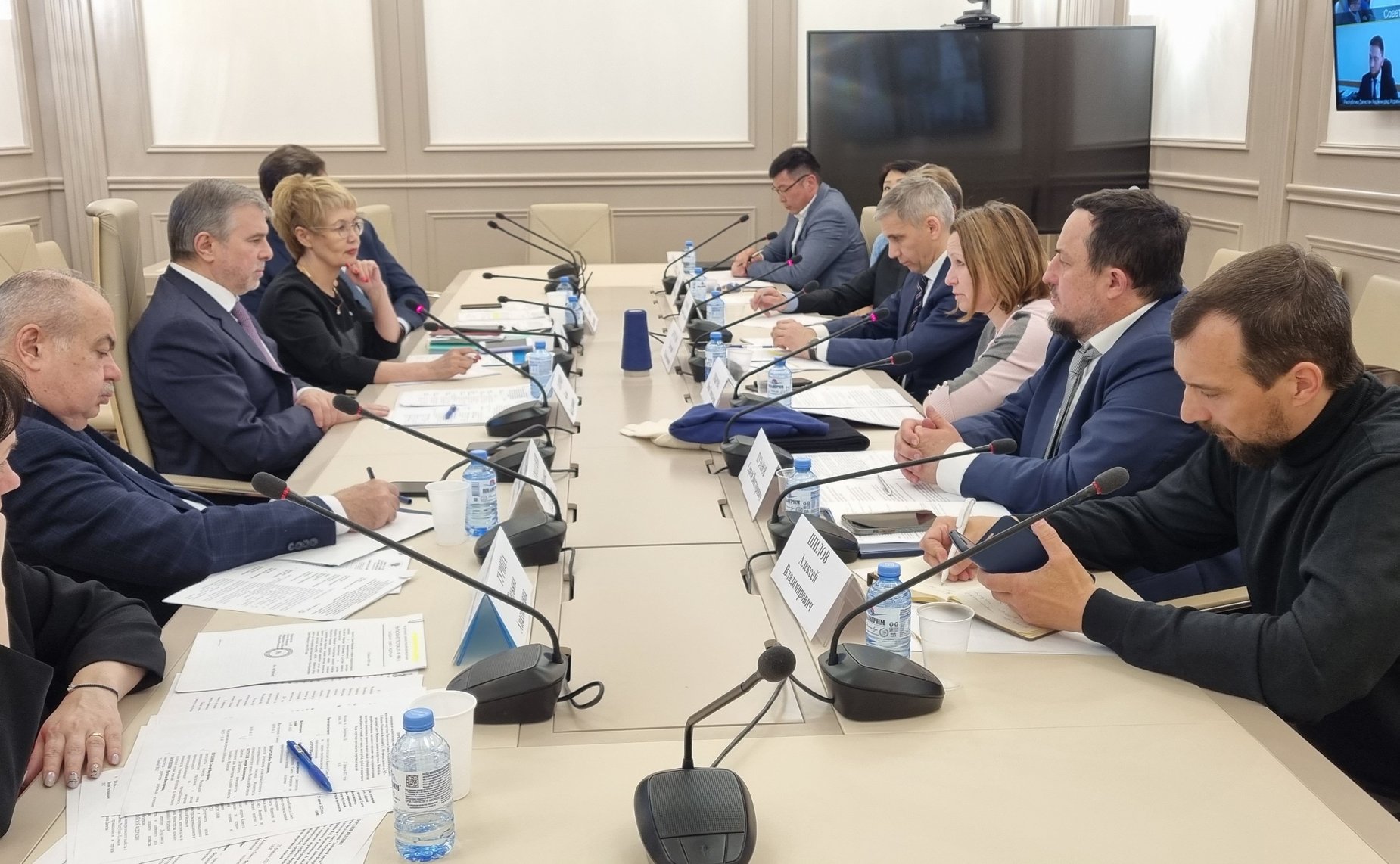 В Совете Федерации обсудили вопрос, связанный с оказанием мер поддержки создания пилотных комплексных проектов полного цикла глубокой переработки овечьей шерсти от первичного сбора шерсти до производства шерстяных изделий