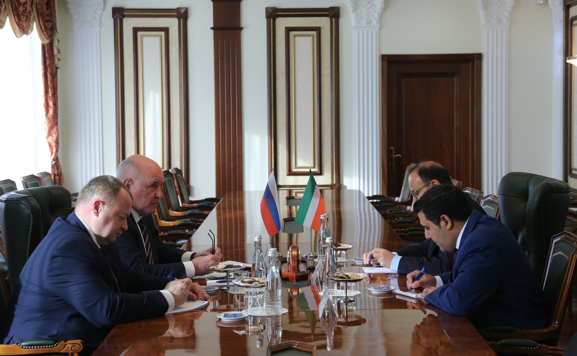 Встреча председателя Комитета Совета Федерации по международным делам Григория Карасина с Чрезвычайным и Полномочным Послом Государства Кувейт в РФ