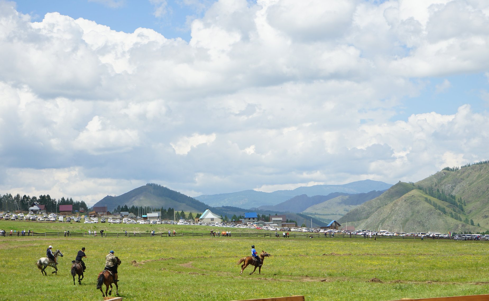 Межрегиональный праздник алтайского народа «Эл Ойын»