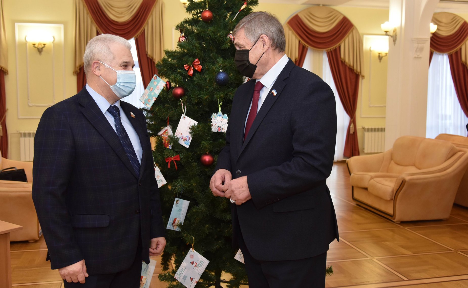 Сергей Мартынов принял участие в новогодней благотворительной акции «Ёлка желаний»