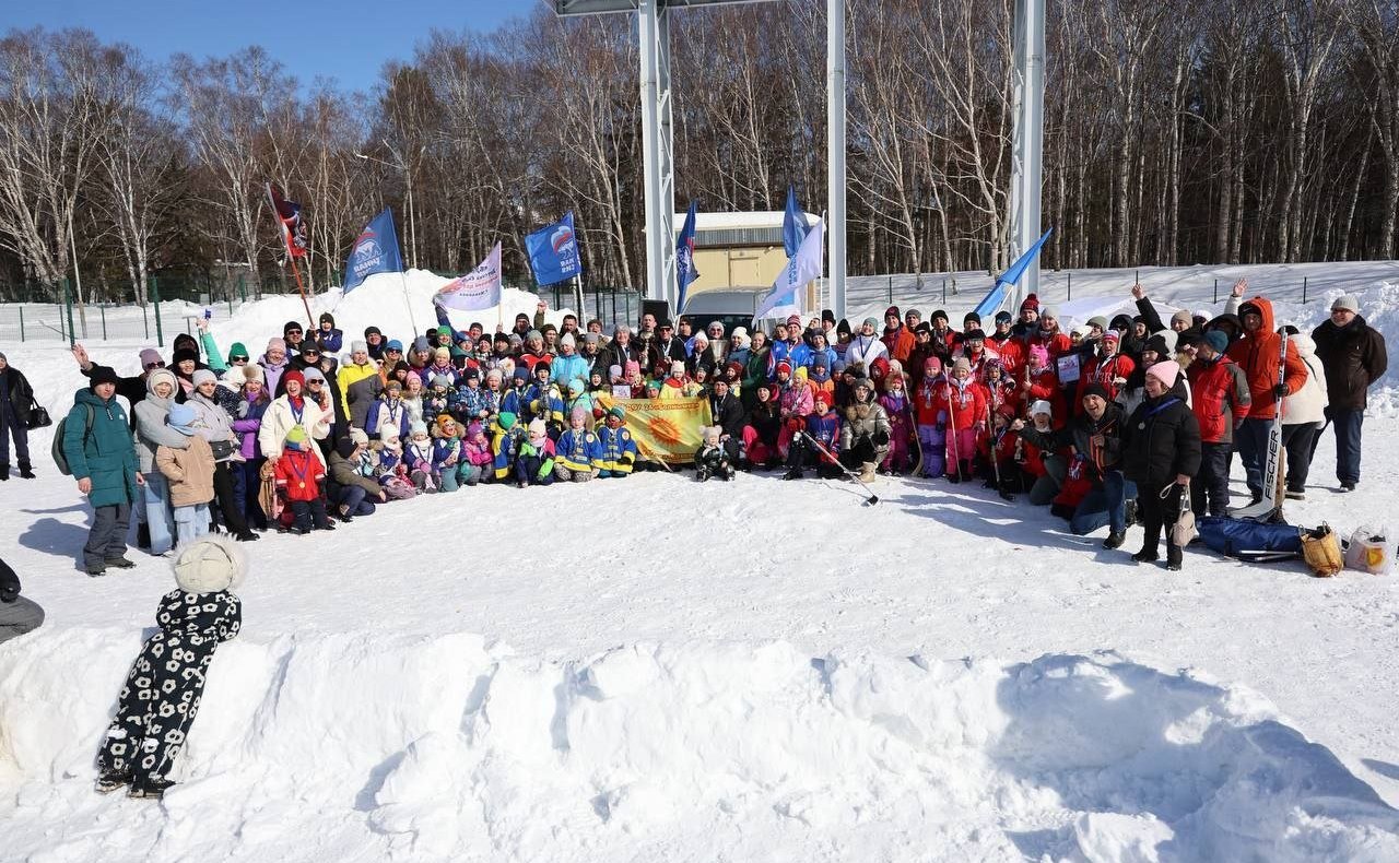 Андрей Хапочкин посетил чемпионат детсадовской хоккейной лиги «Хоккей в валенках»