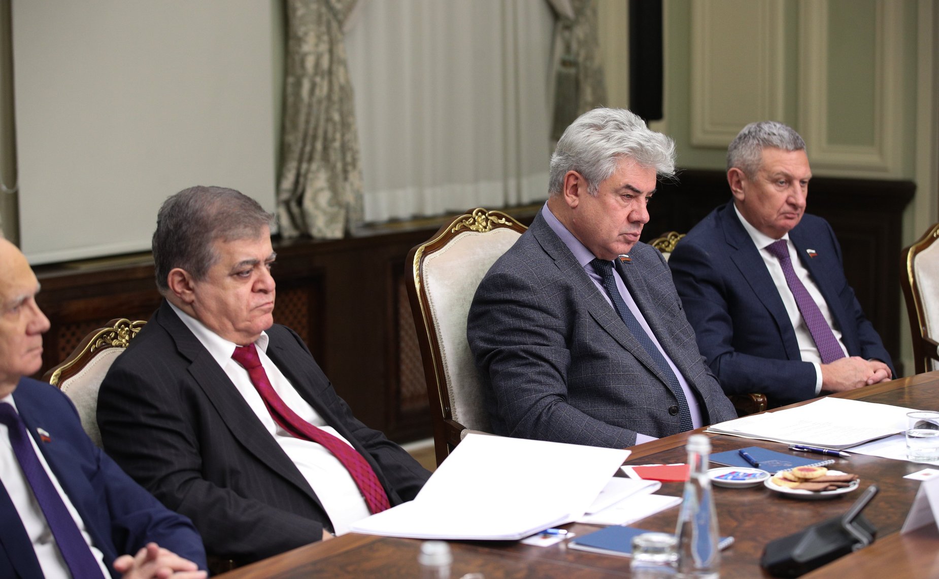 Председатель Комитета СФ по обороне и безопасности Виктор Бондарев провел встречу с Председателем Верховного Совета Приднестровской Молдавской Республики Александром Коршуновым