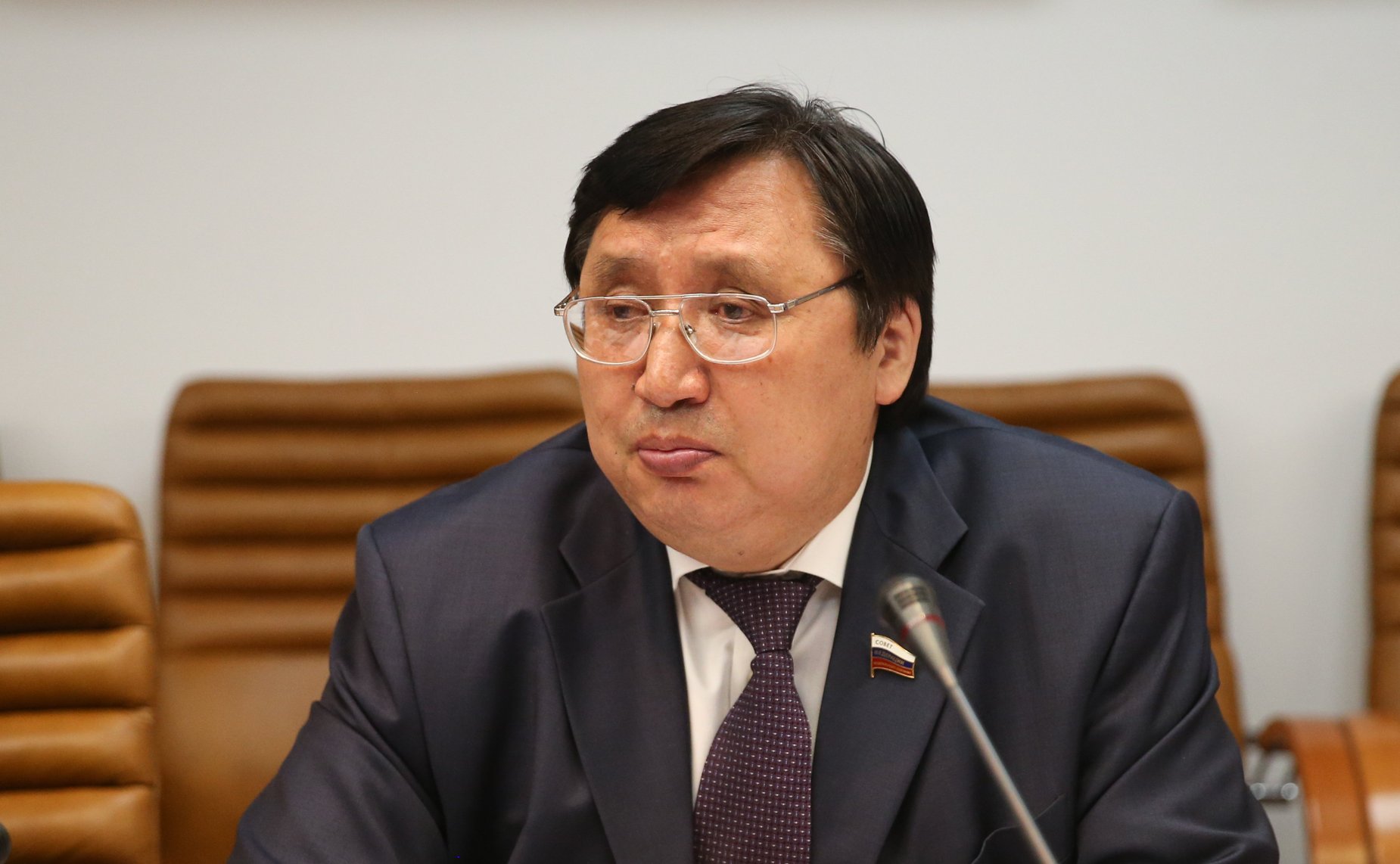 Александр Акимов