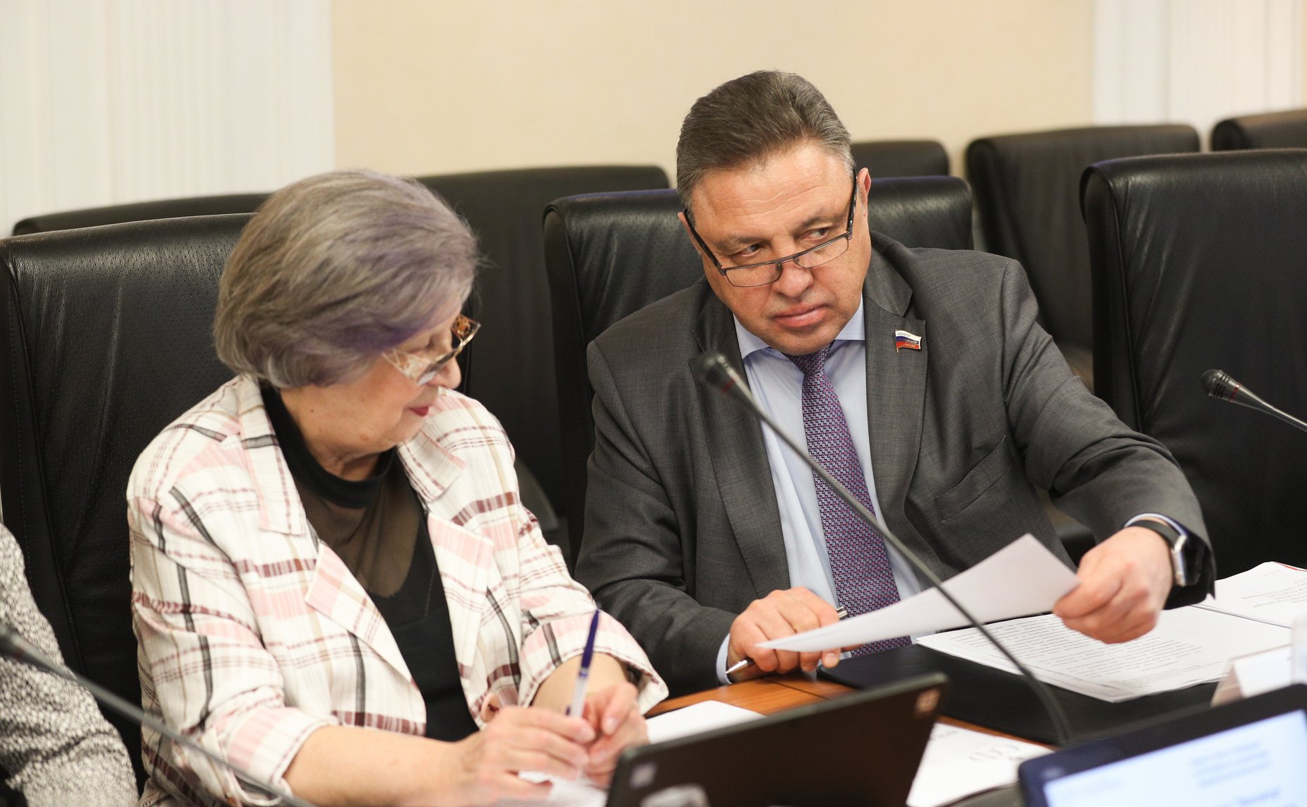 «Круглый стол» Комитета СФ по Регламенту и организации парламентской деятельности