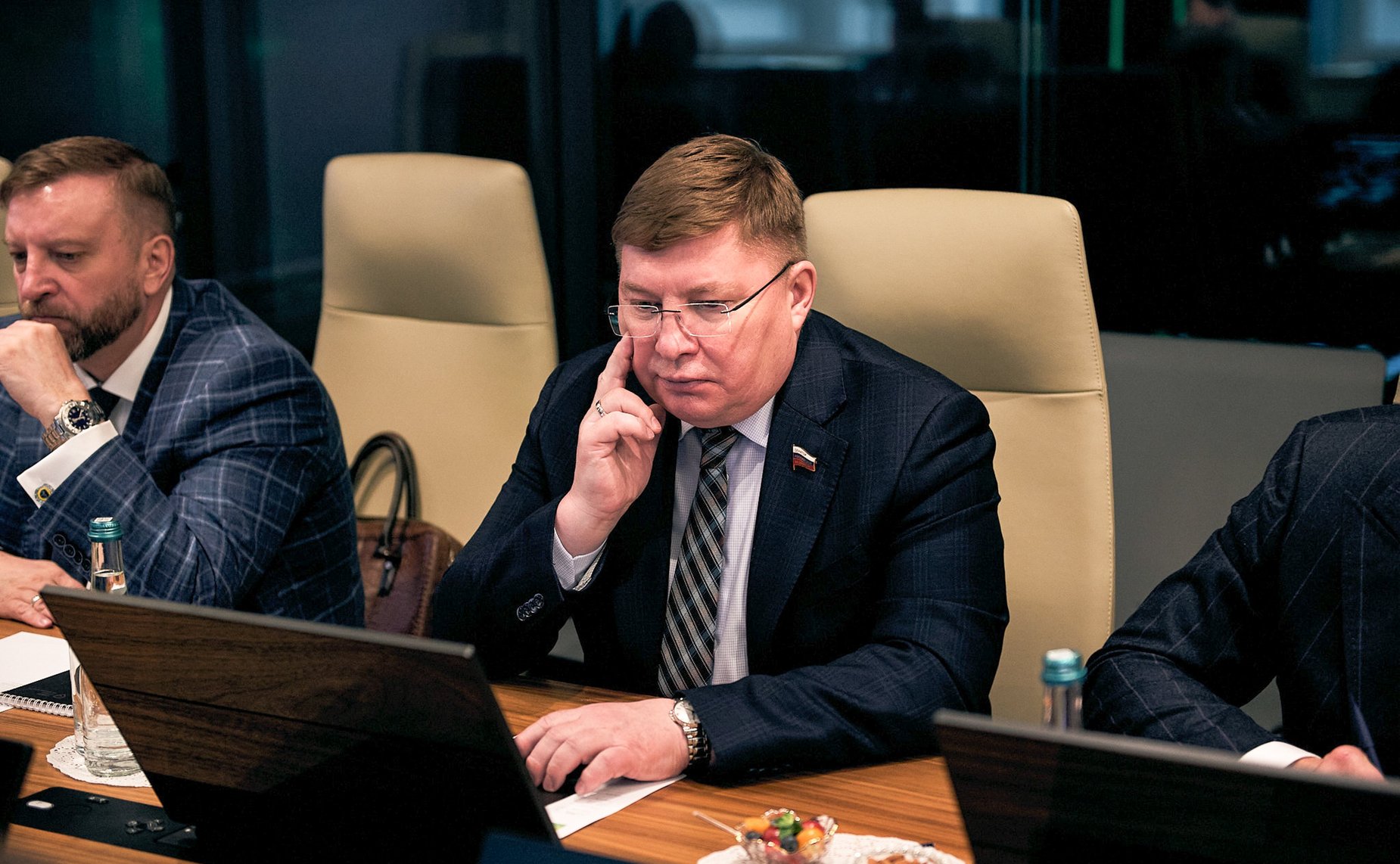 Члены Комиссии Совета Федерации по информационной политике и взаимодействию со СМИ обсудили меры по повышению эффективности борьбы с кибермошенничеством