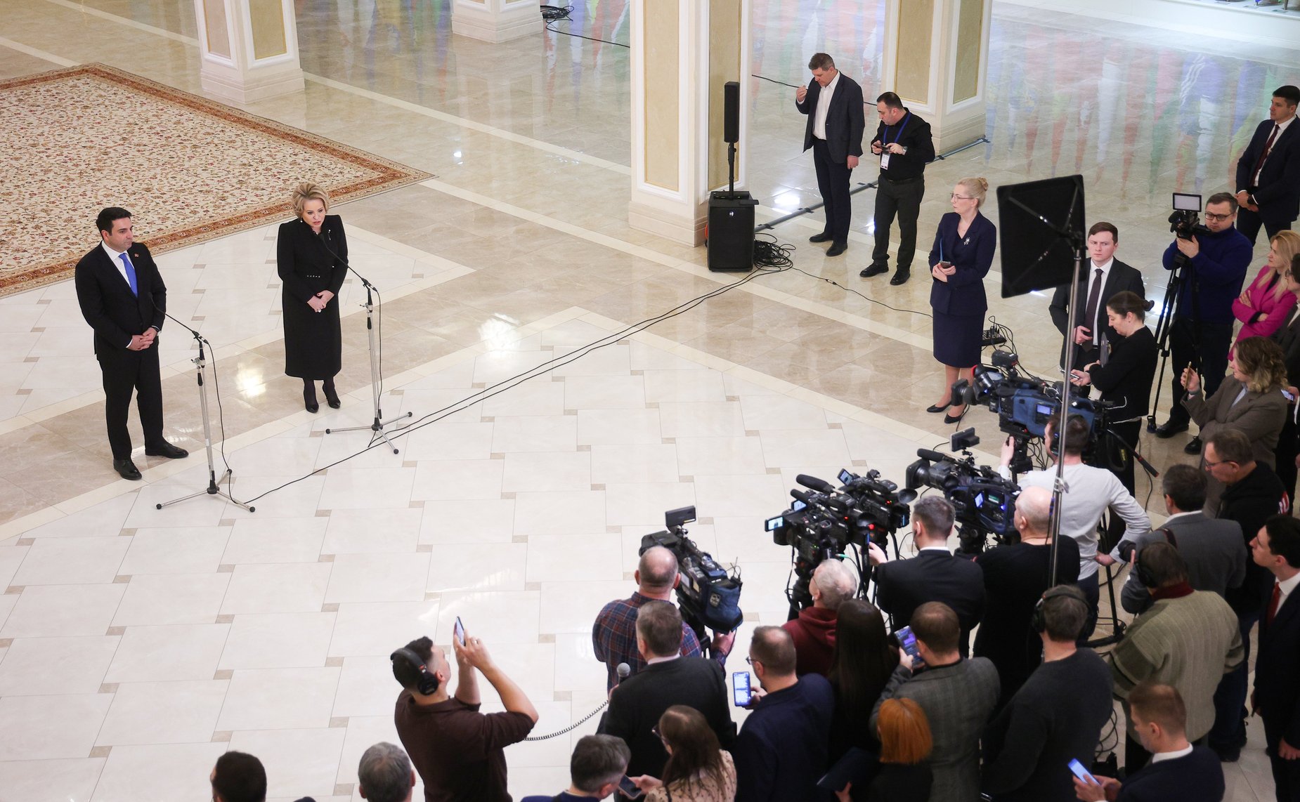 Встреча Председателя Совета Федерации Валентины Матвиенко с Председателем Национального Собрания Республики Армения Аленом Симоняном