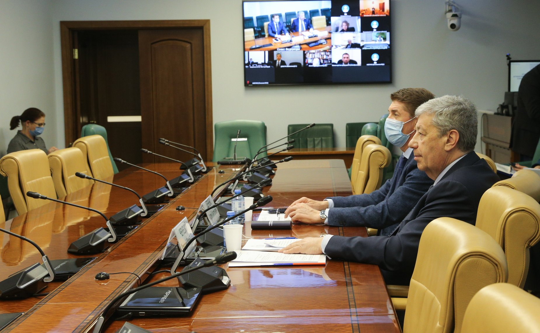 «Круглый стол» на тему «Актуальные вопросы государственного управления в сфере архитектурной деятельности»