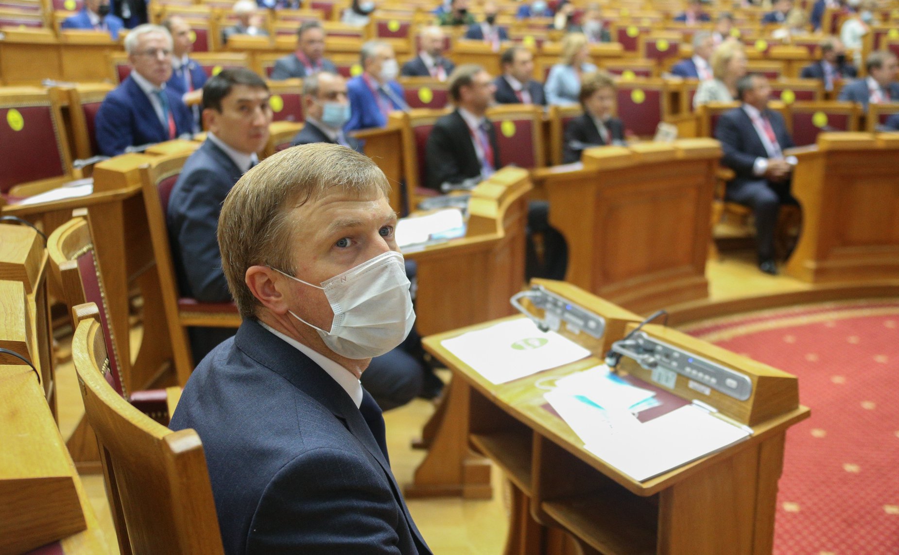 Пленарное заседание IX Невского международного экологического конгресса «Экология планеты — устойчивое развитие»