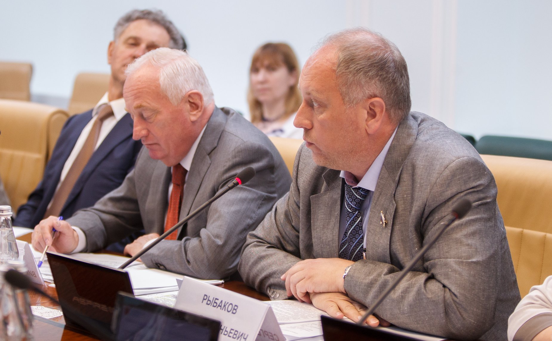 26.05.2014 Заседание комитета СФ по науке Рыбаков -6