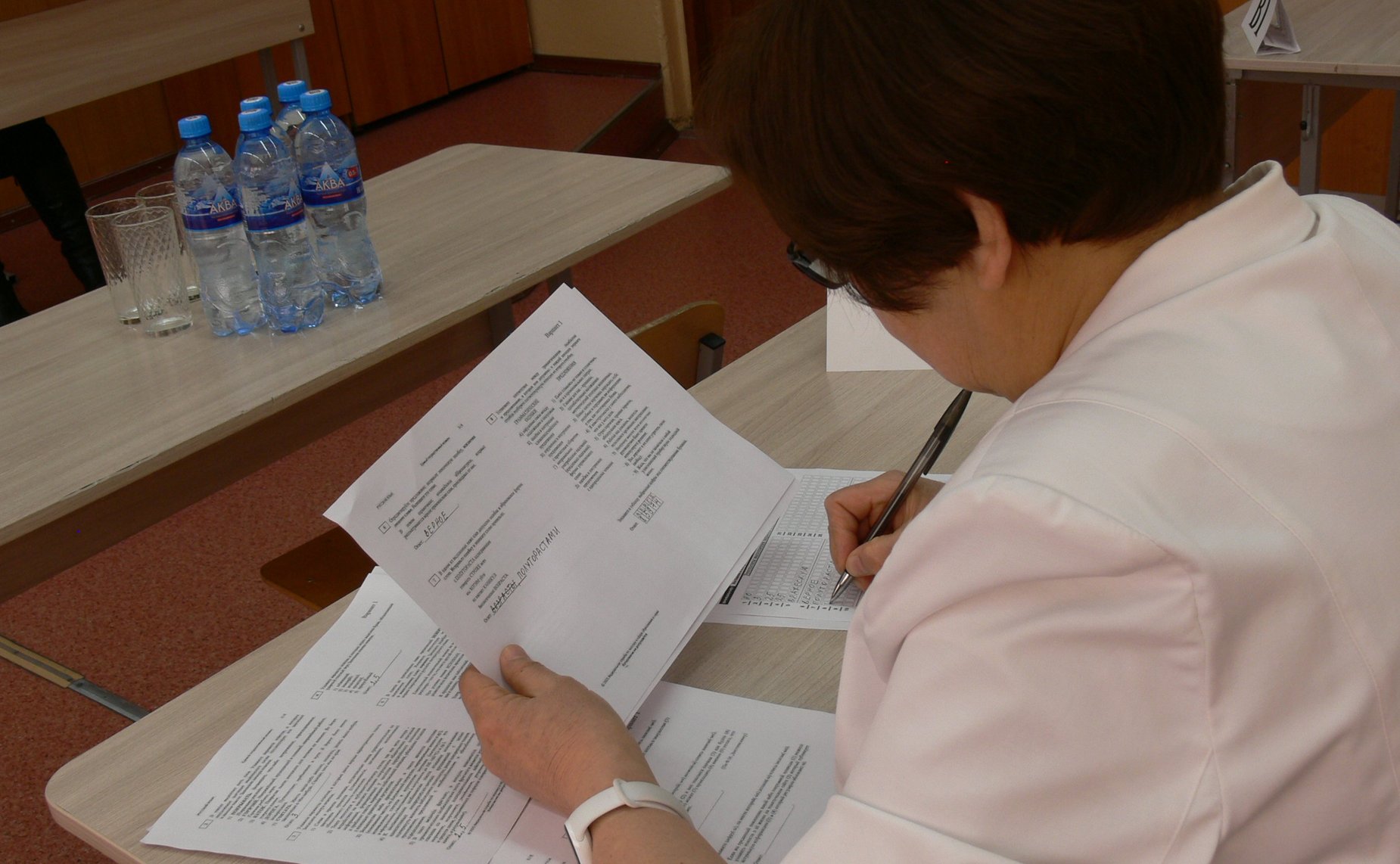 Альбина Кириллова в ходе поездки в регион приняла приняла участие во всероссийской акции «Сдаем вместе. День сдачи ЕГЭ с родителями»