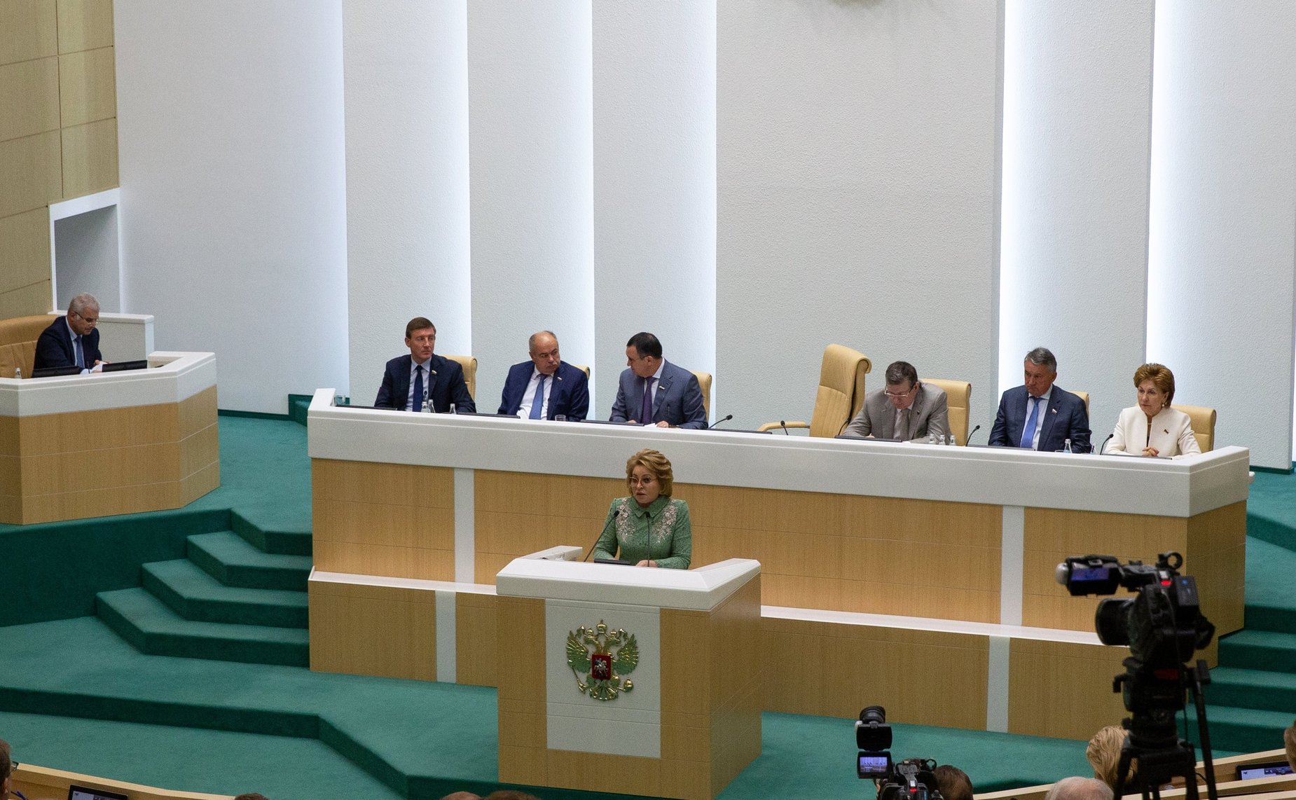 Председатель Совета Федерации Валентина Матвиенко подвела итоги весенней сессии