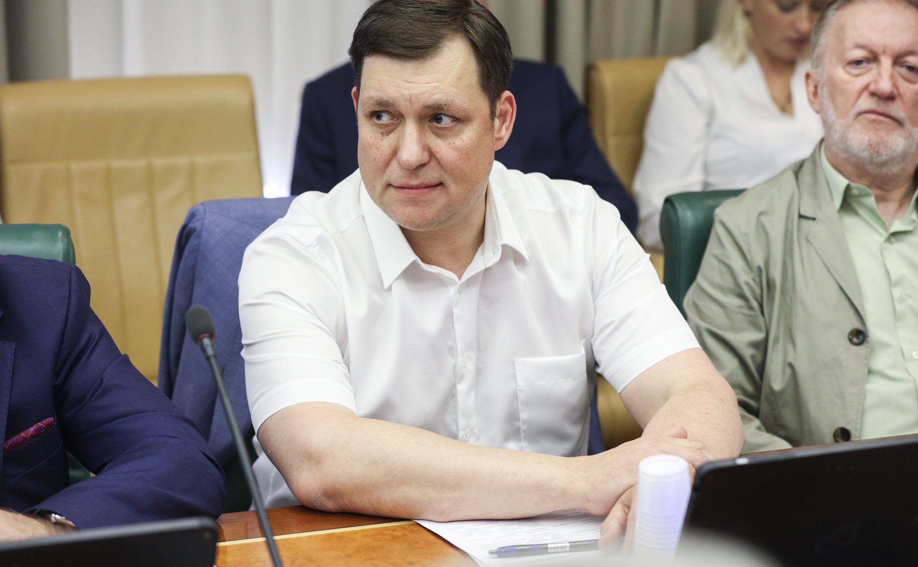 Круглый стол Комитета Совета Федерации по конституционному законодательству и государственному строительству на тему «Проблемы качества оказания юридических услуг: квалифицированное юридическое представительство и адвокатура. Пути взаимодействия»