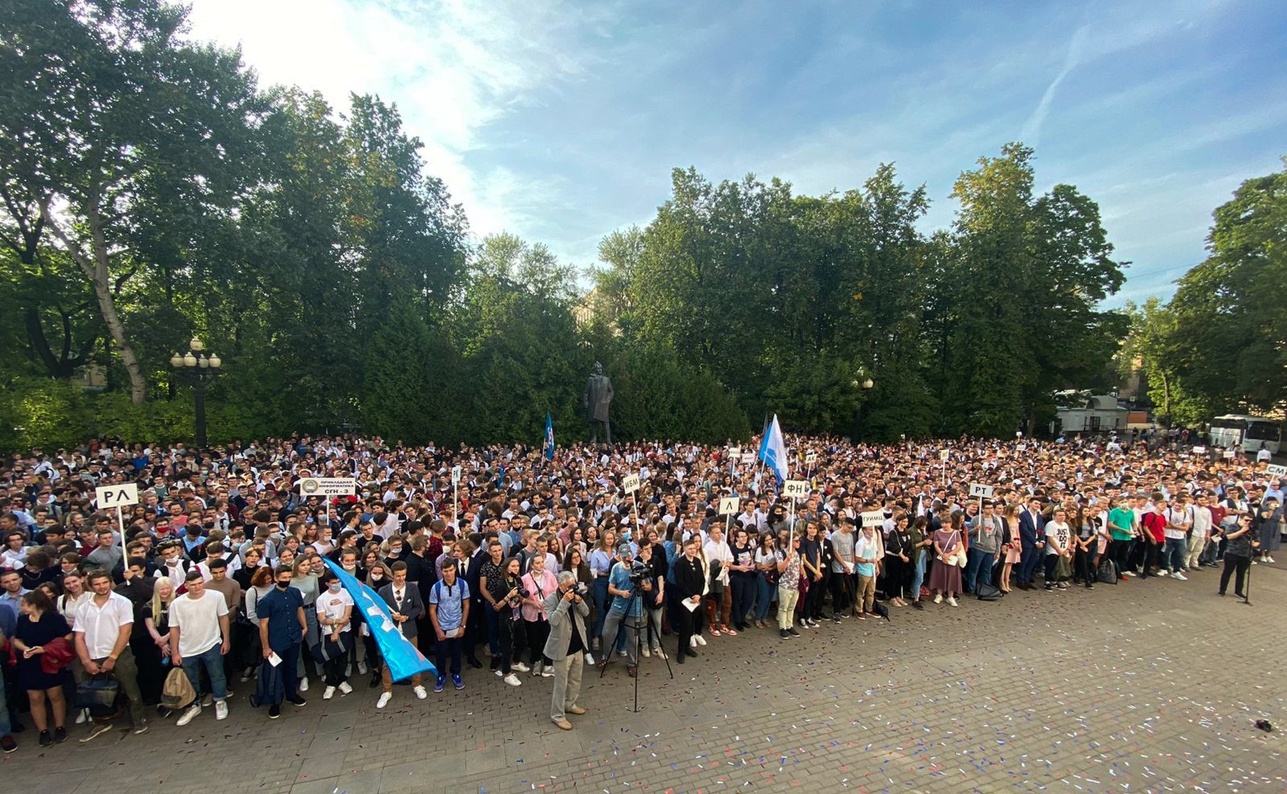 Лилия Гумерова приняла участие в церемонии посвящения в студенты первокурсников МГТУ имени Н.Э. Баумана