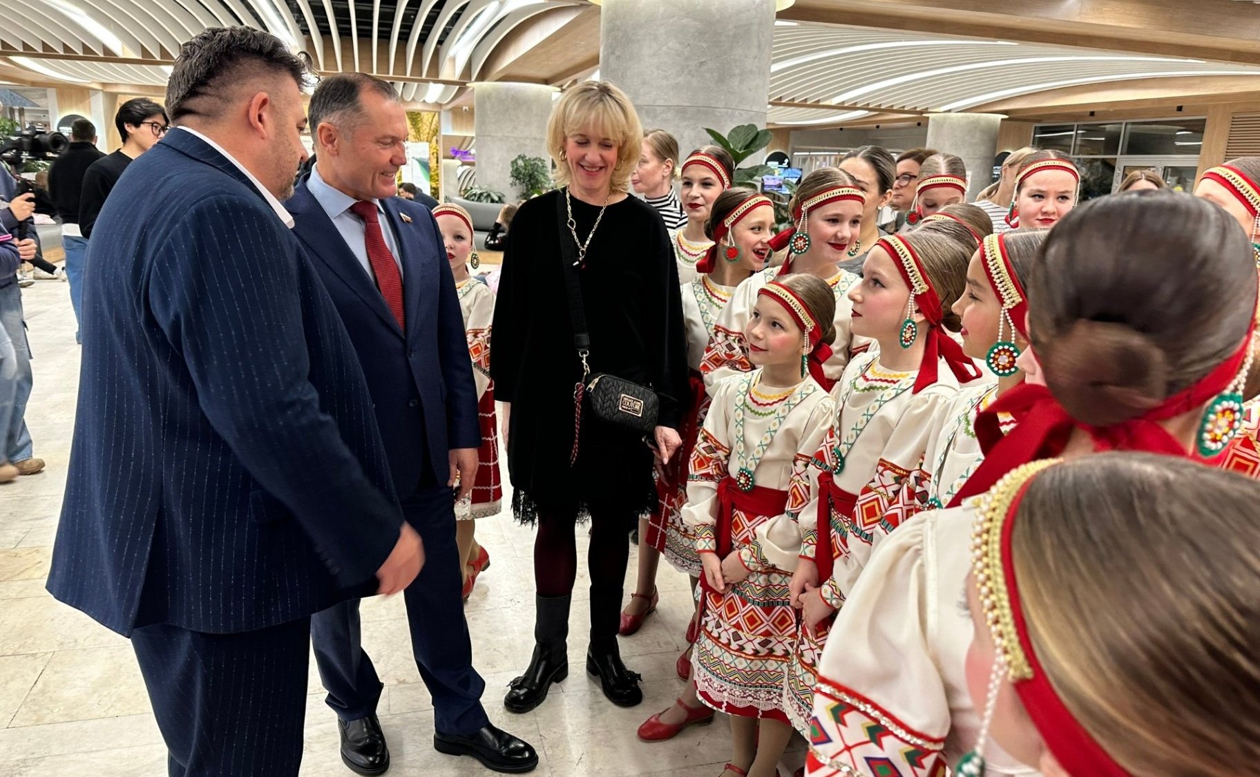 Сенаторы приняли участие в работе учредительной конференции Молодежного образовательного альянса стран БРИКС в области искусственного интеллекта