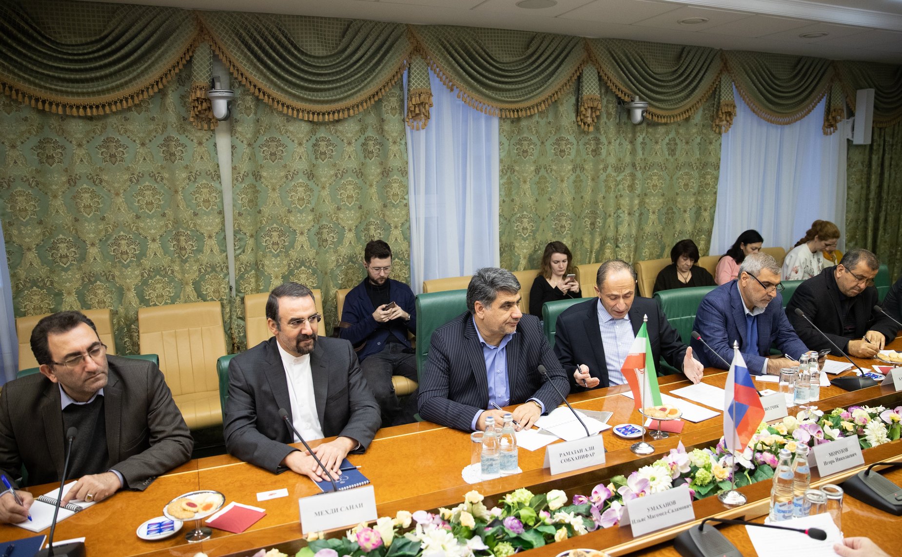 Встреча заместителя Председателя СФ Ильяса Умаханова c руководителем ирано-российской группы парламентской дружбы Собрания Исламского совета Исламской Республики Иран Рамзаном Али Собханифаром