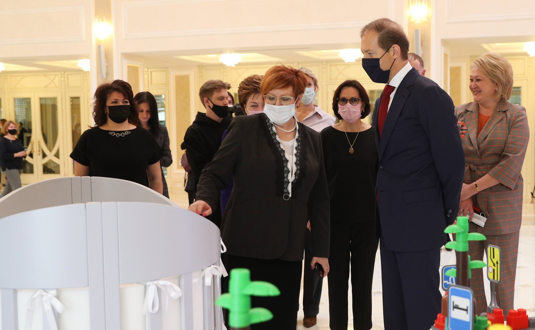 Открытие в Совете Федерации выставки детских товаров российских предприятий