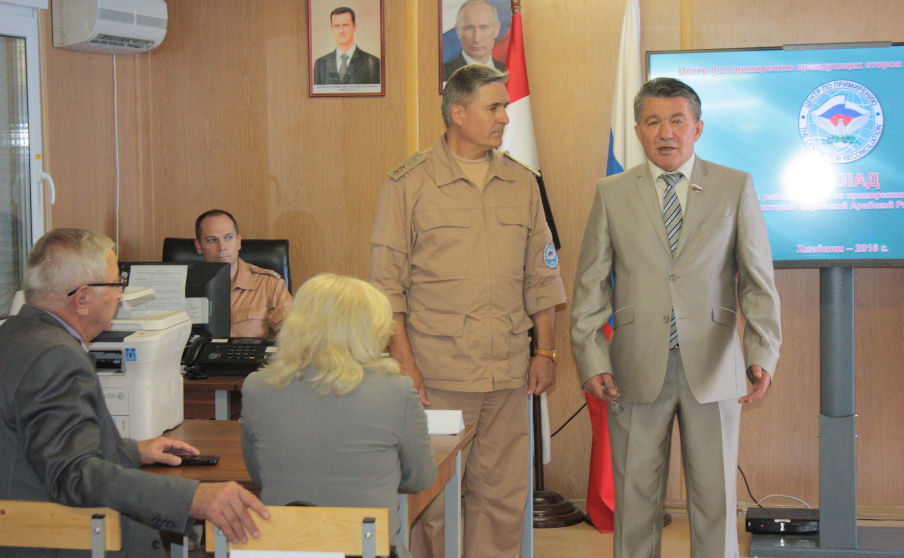 Члены Комитета СФ по обороне и безопасности на базе Хмеймим в Сирии