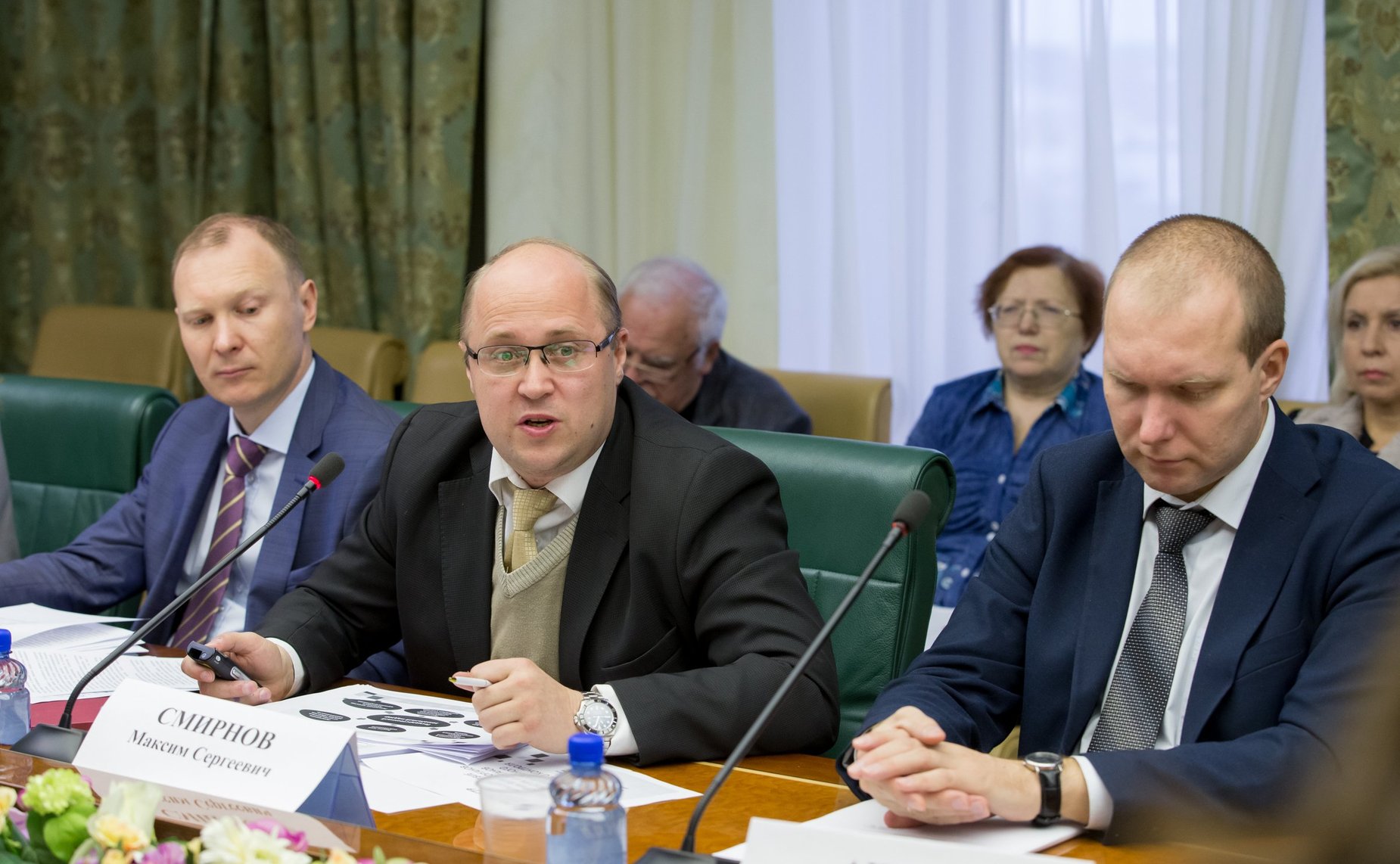 «Круглый стол» на тему «Государственный земельный надзор и муниципальный земельный контроль: проблемы реализации»