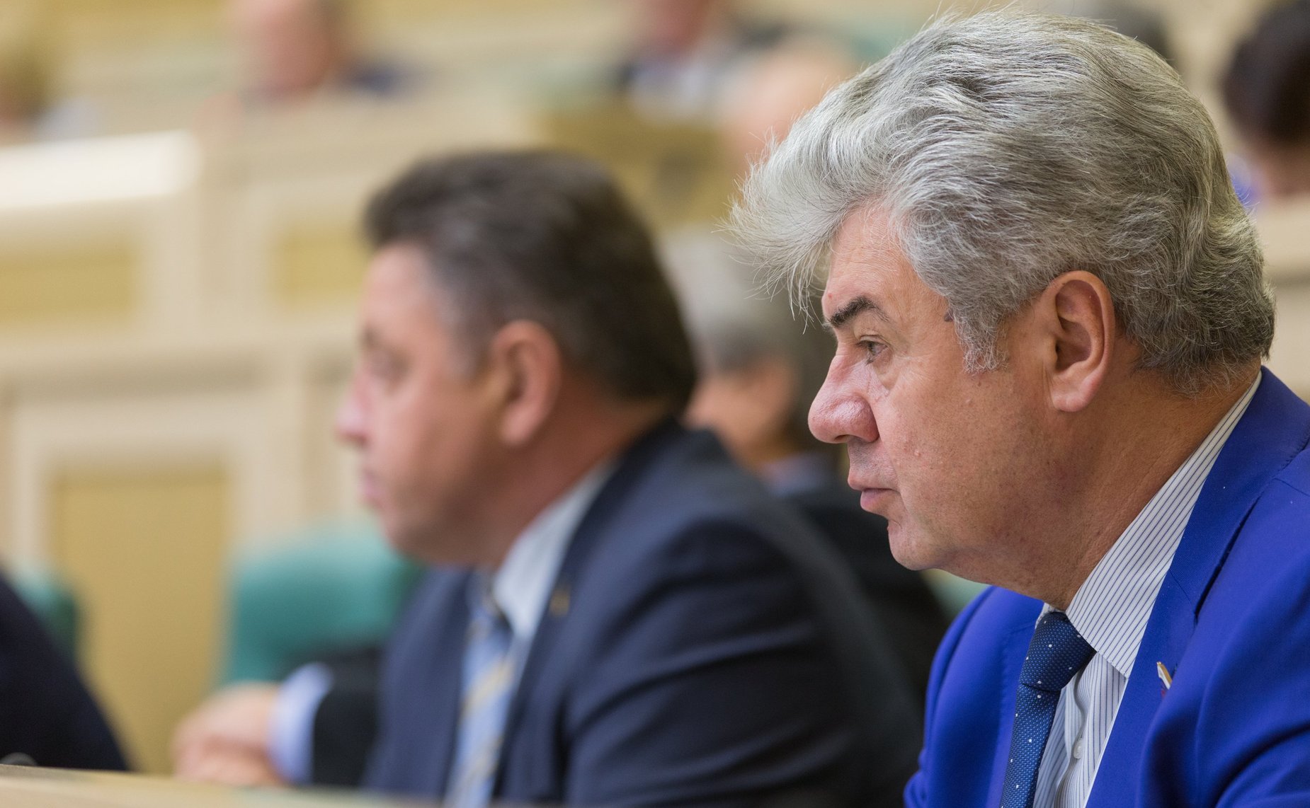 В. Бондарев