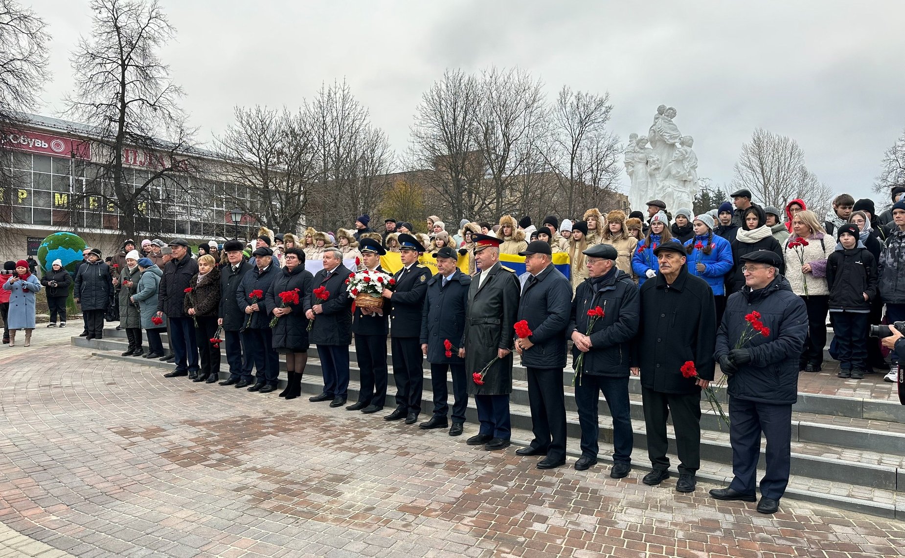 Игорь Мурог принял участие в торжественной церемонии открытия памятник советскому разведчику Николаю Леонову в городе Скопине Рязанской области