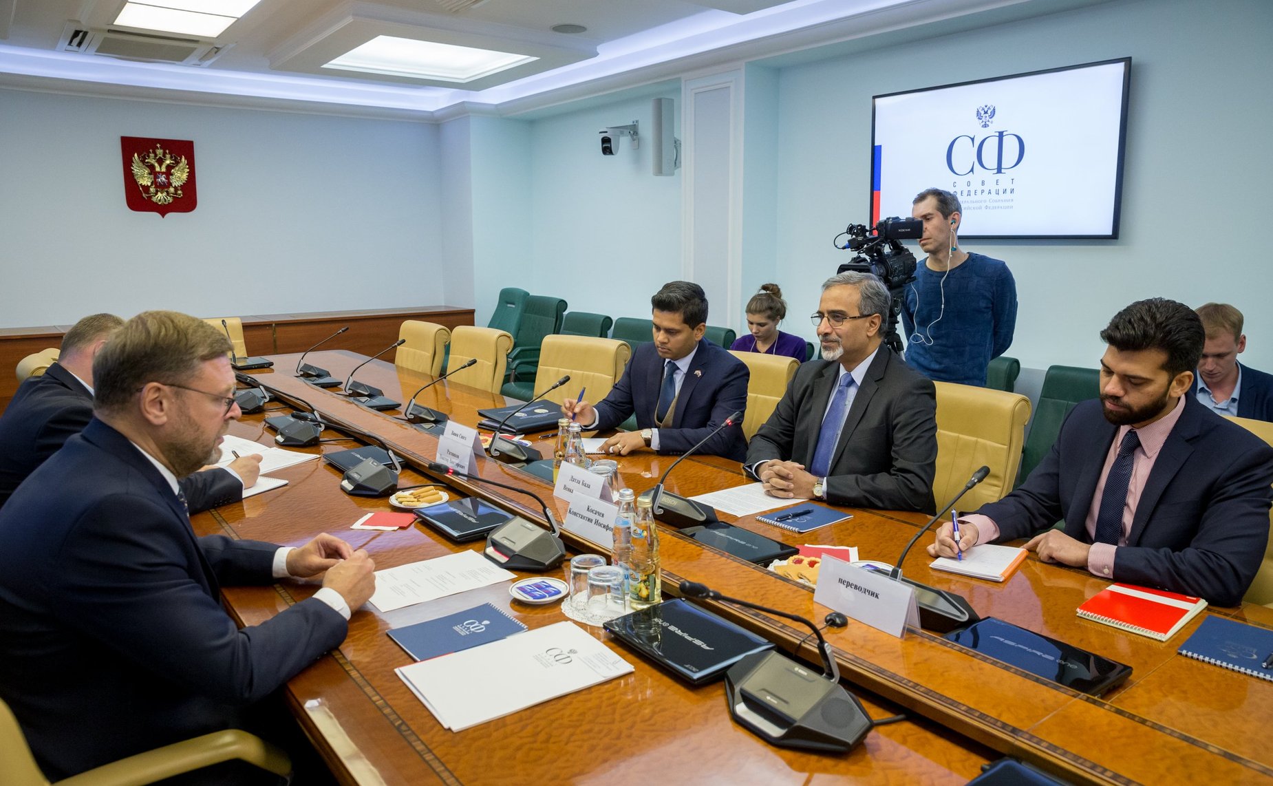 Встреча Константина Косачева с Чрезвычайным и Полномочным Послом Индии в РФ Датла Бала Венкатеш Вармой