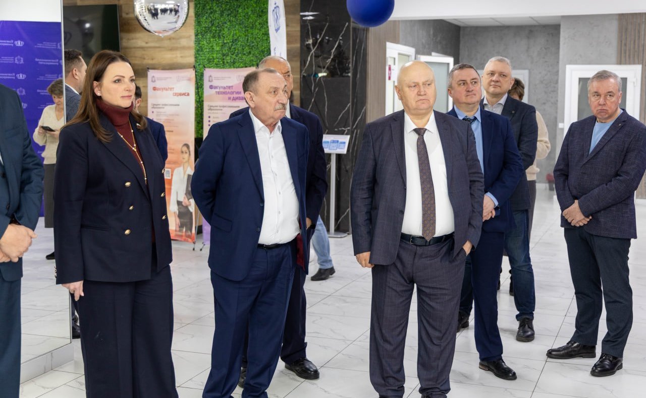 Ольга Щетинина в ходе поездки в регион посетила Нижегородский государственный инженерно-экономический университет (Княгининский университет)