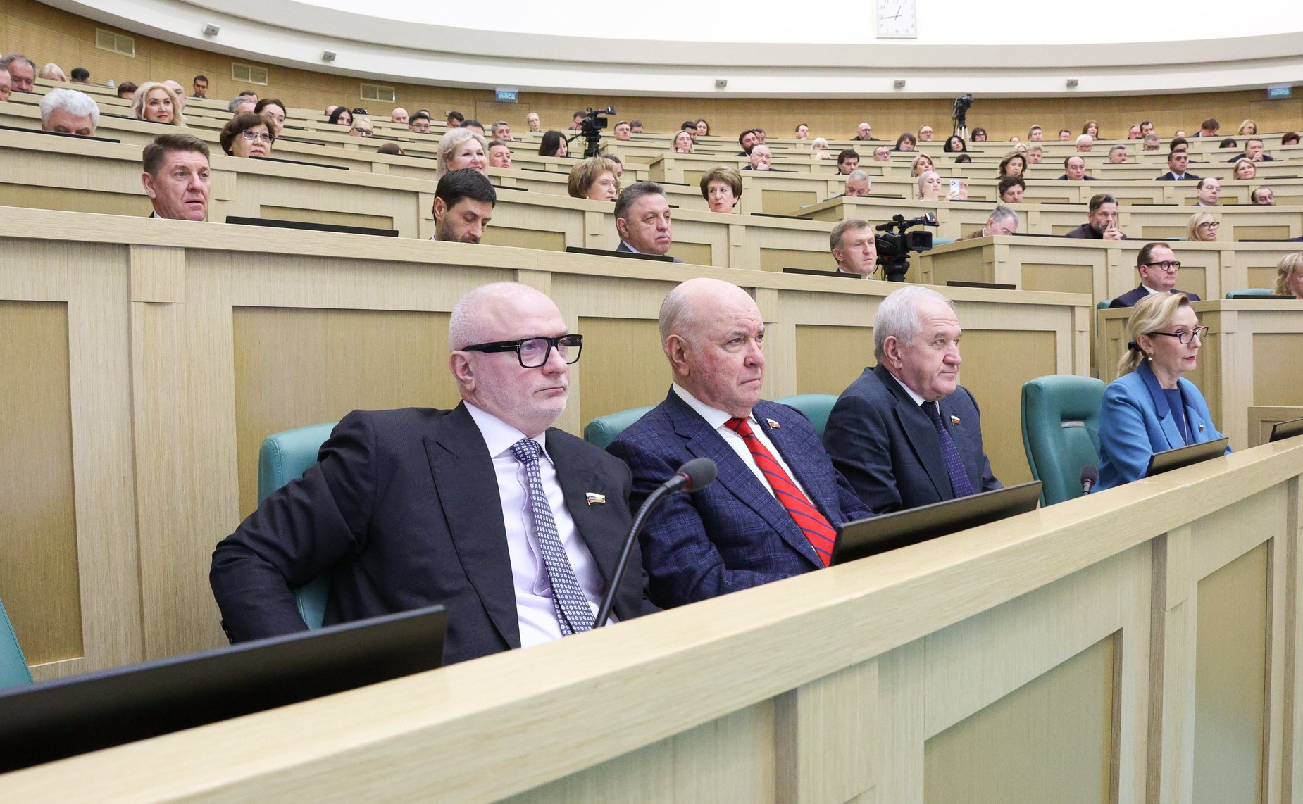 Председатель Совета Федерации Валентина Матвиенко провела встречу с деятелями театрального искусства