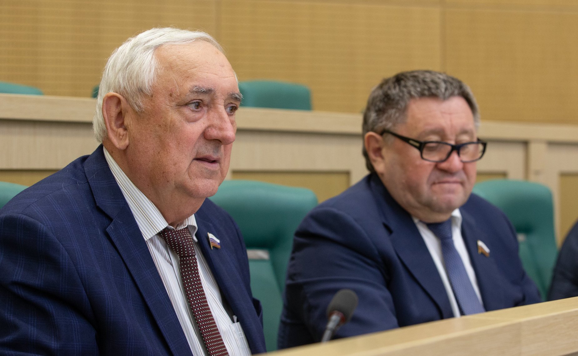 С. Киричук и М. Пономарев