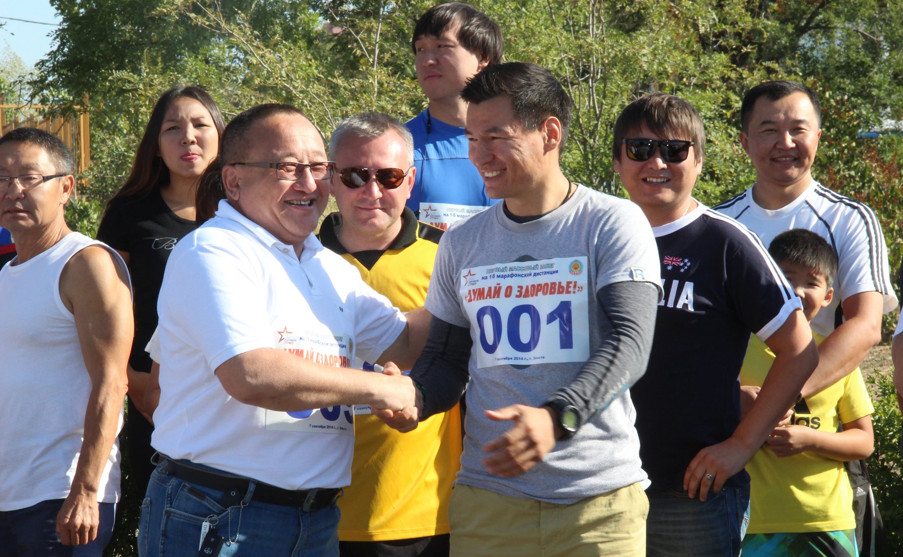 Б. Хасиков принял участие в состоявшемся в Элисте Дне Здоровья