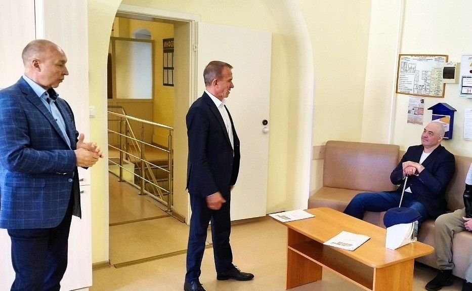 Владимир Кравченко провел мониторинг качества протезно-ортопедической помощи участников СВО