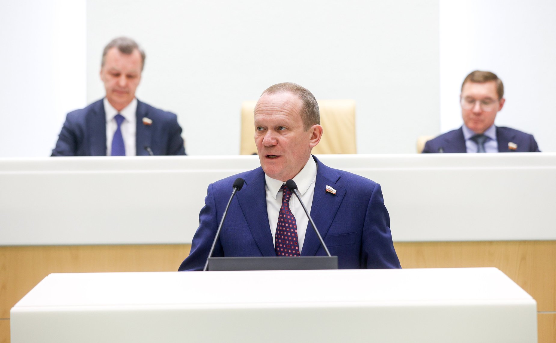 Виктор Зобнев