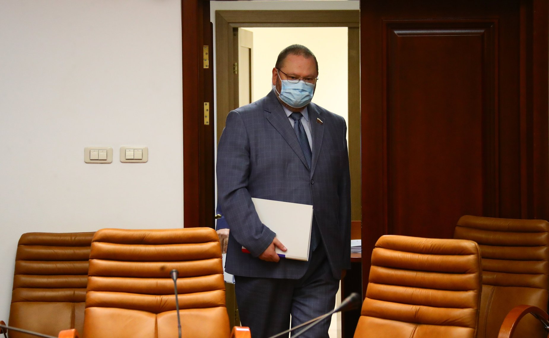 Олег Мельниченко