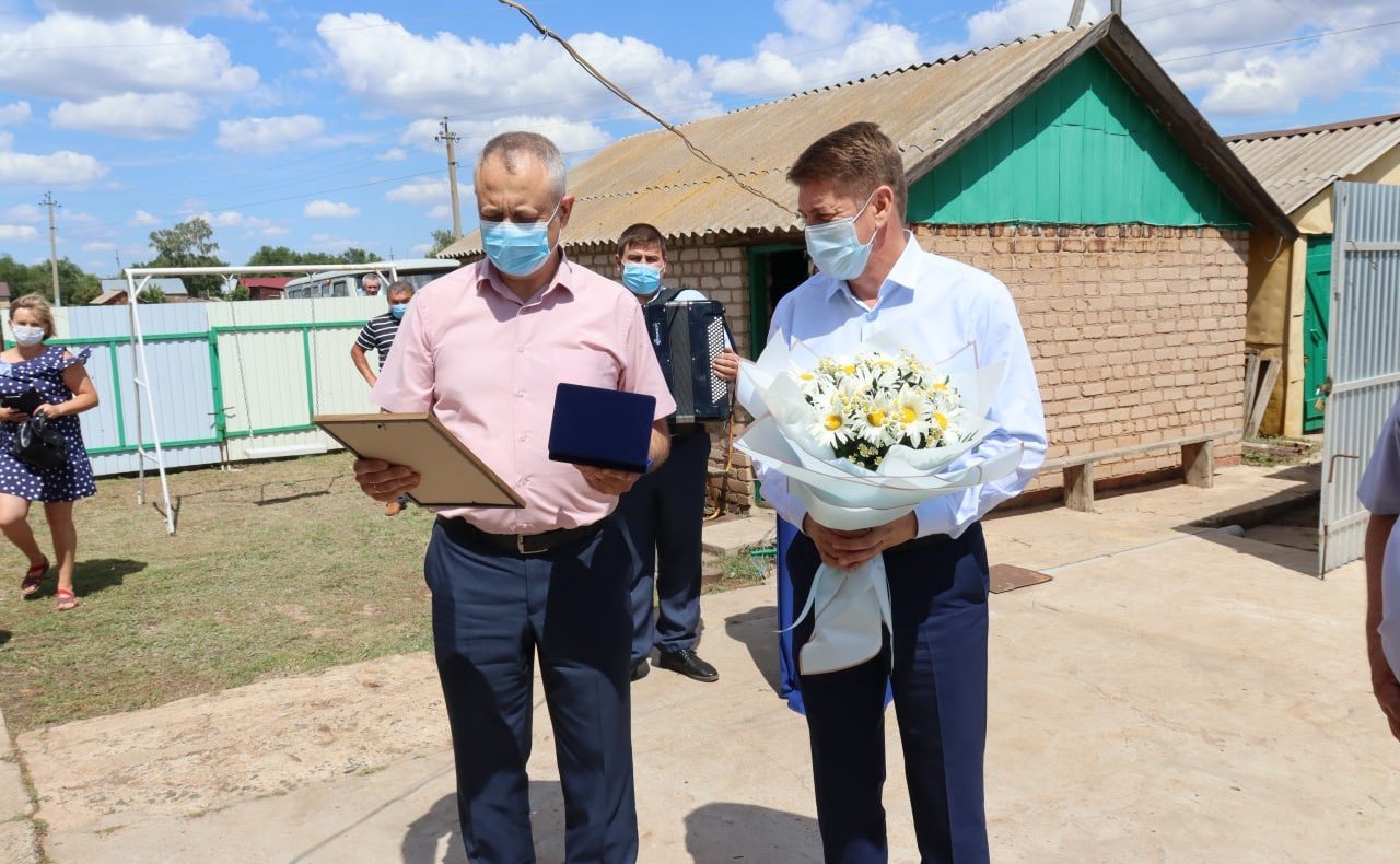 Андрей Шевченко принял участие в мероприятии на территории Свердловского сельсовета, приуроченное к Дню любви, семьи и верности