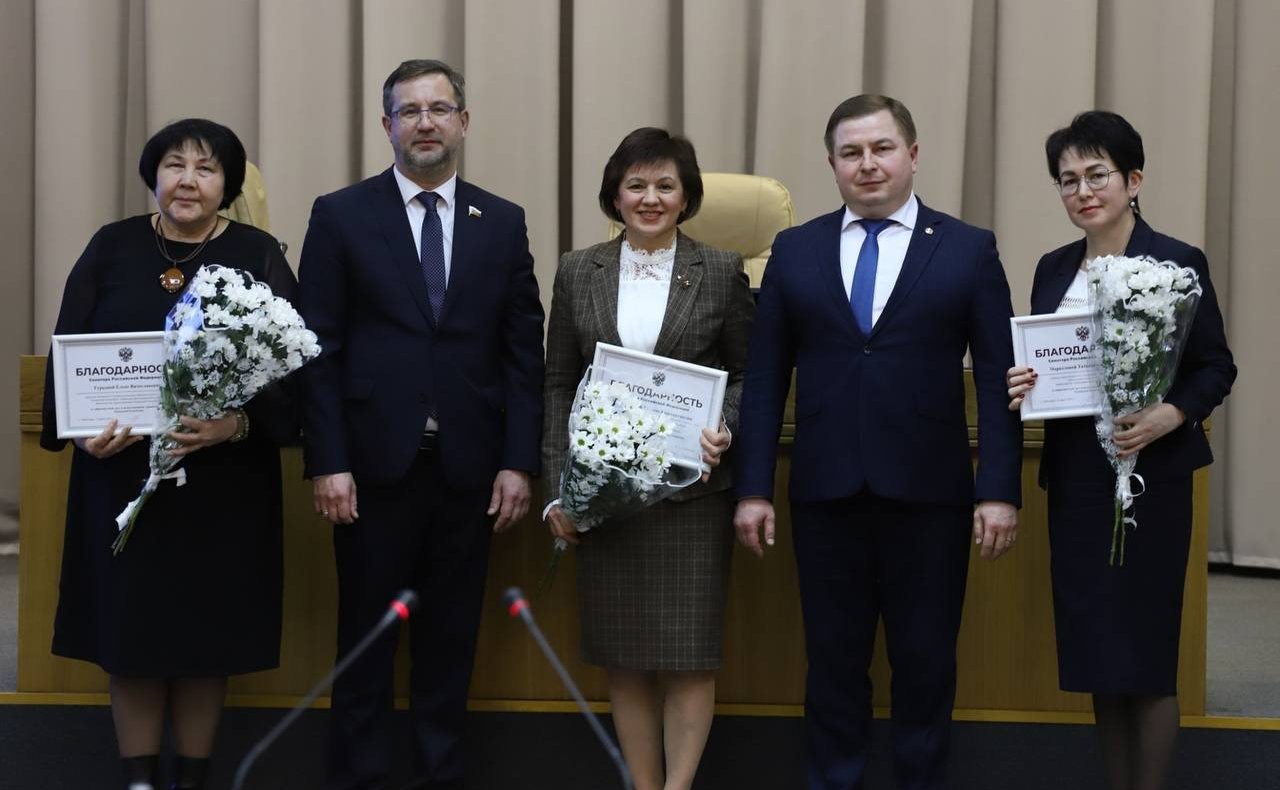 Николай Владимиров поблагодарил медицинское сообщество Чувашии за самоотверженный труд