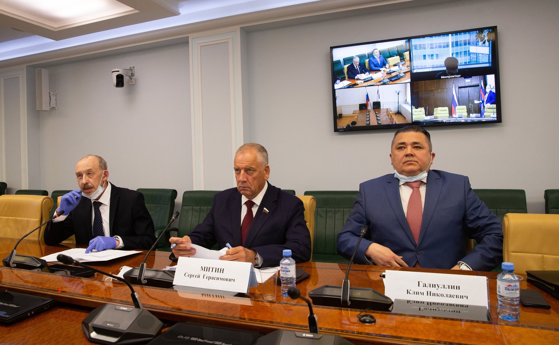 Совещание Комитета СФ по аграрно-продовольственной политике и природопользованию на тему «Развитие сельскохозяйственной авиации: проблемы и перспективы» в режиме видеоконференции