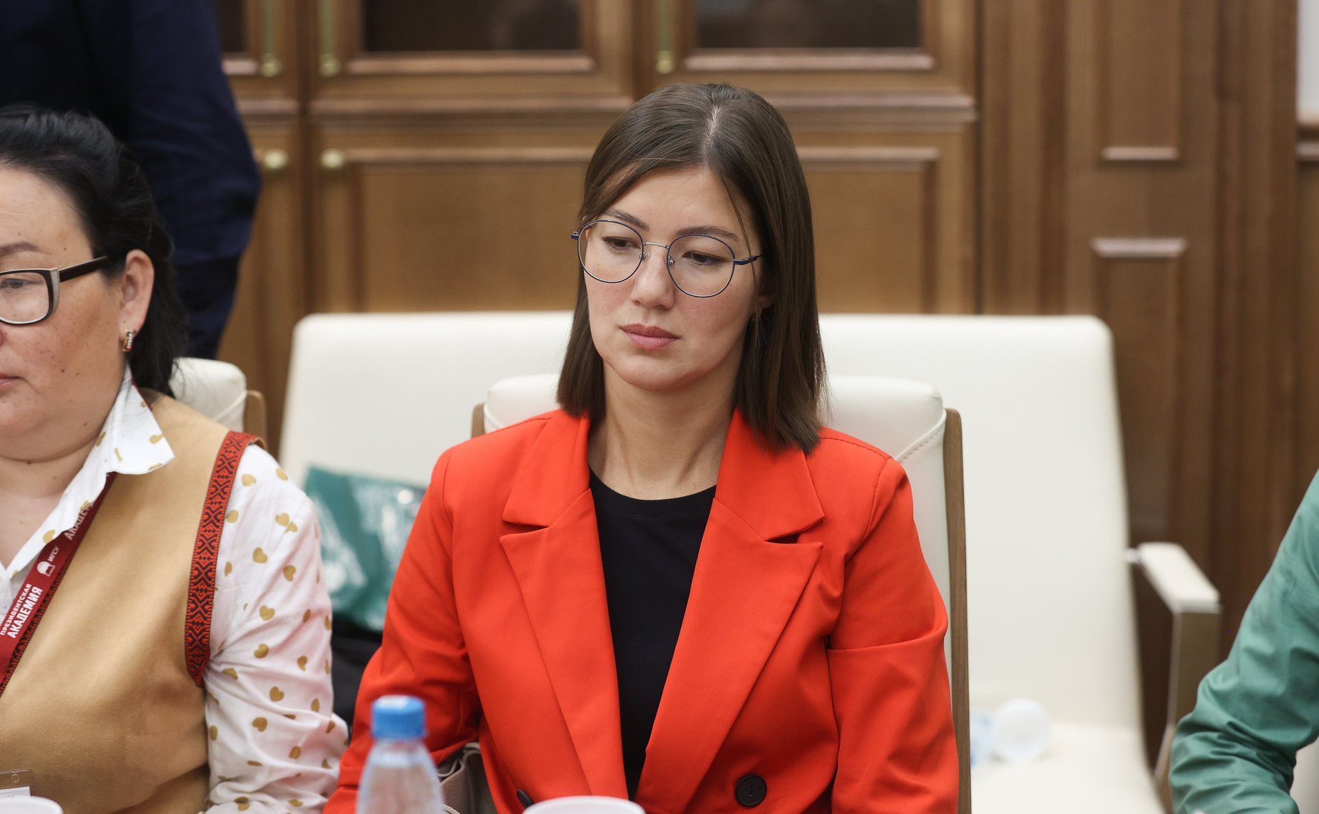 Встреча сенаторов РФ с участниками второго потока образовательной программы «Актуальные проблемы и эффективные практики устойчивого развития коренных малочисленных народов Севера, Сибири и Дальнего Востока»