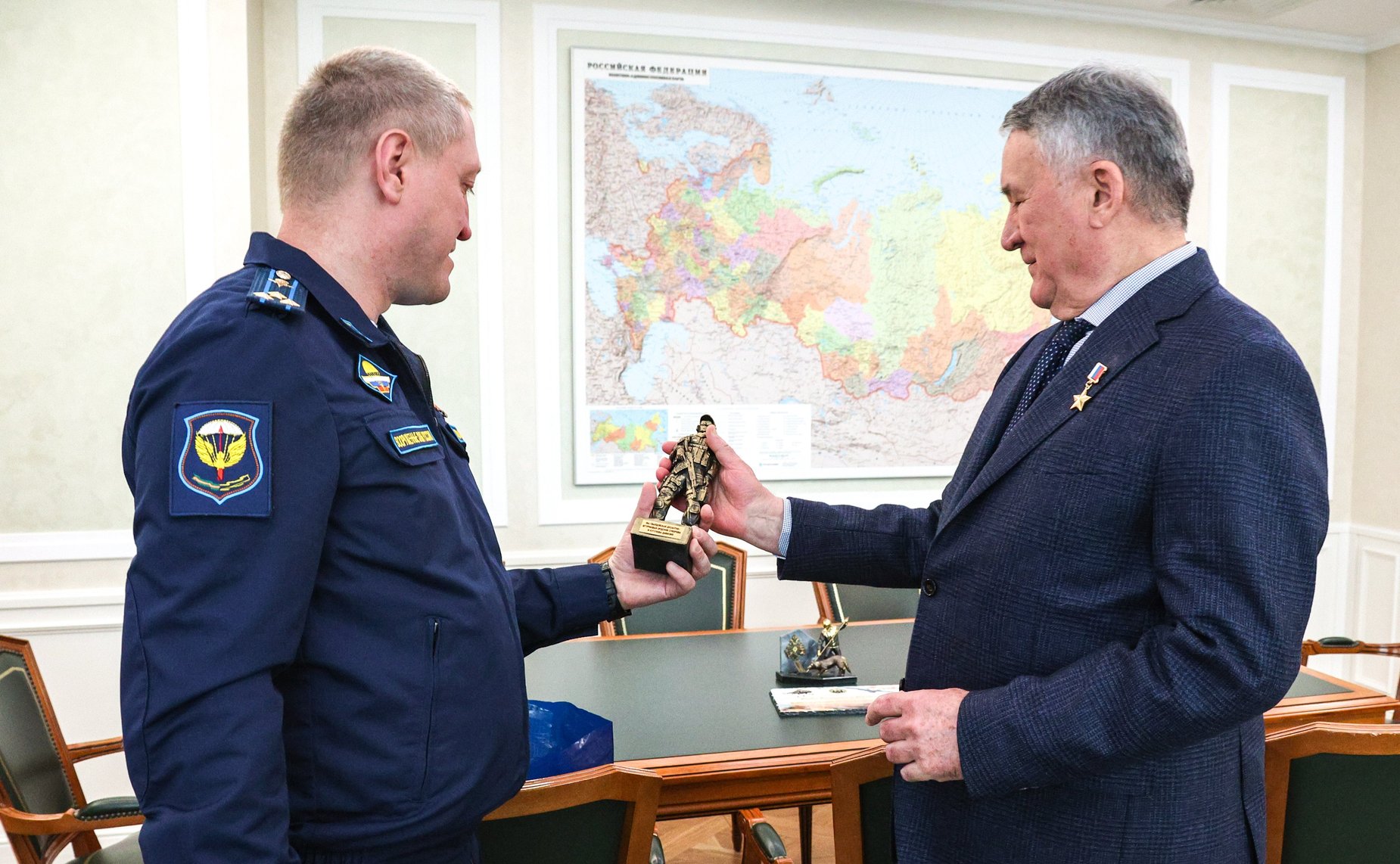 Встреча Юрия Воробьева с ветераном СВО