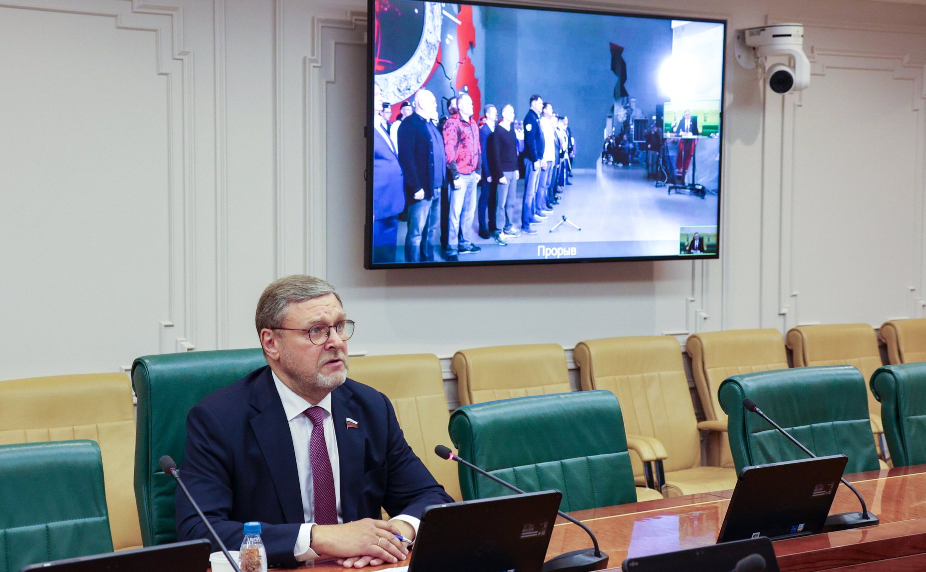 Заместитель Председателя СФ Константин Косачев принял участие в телемосте с участниками и организаторами поднятия со дна Невы боевой пушки времен Великой Отечественной войны, приуроченного ко Дню начала блокады Ленинграда