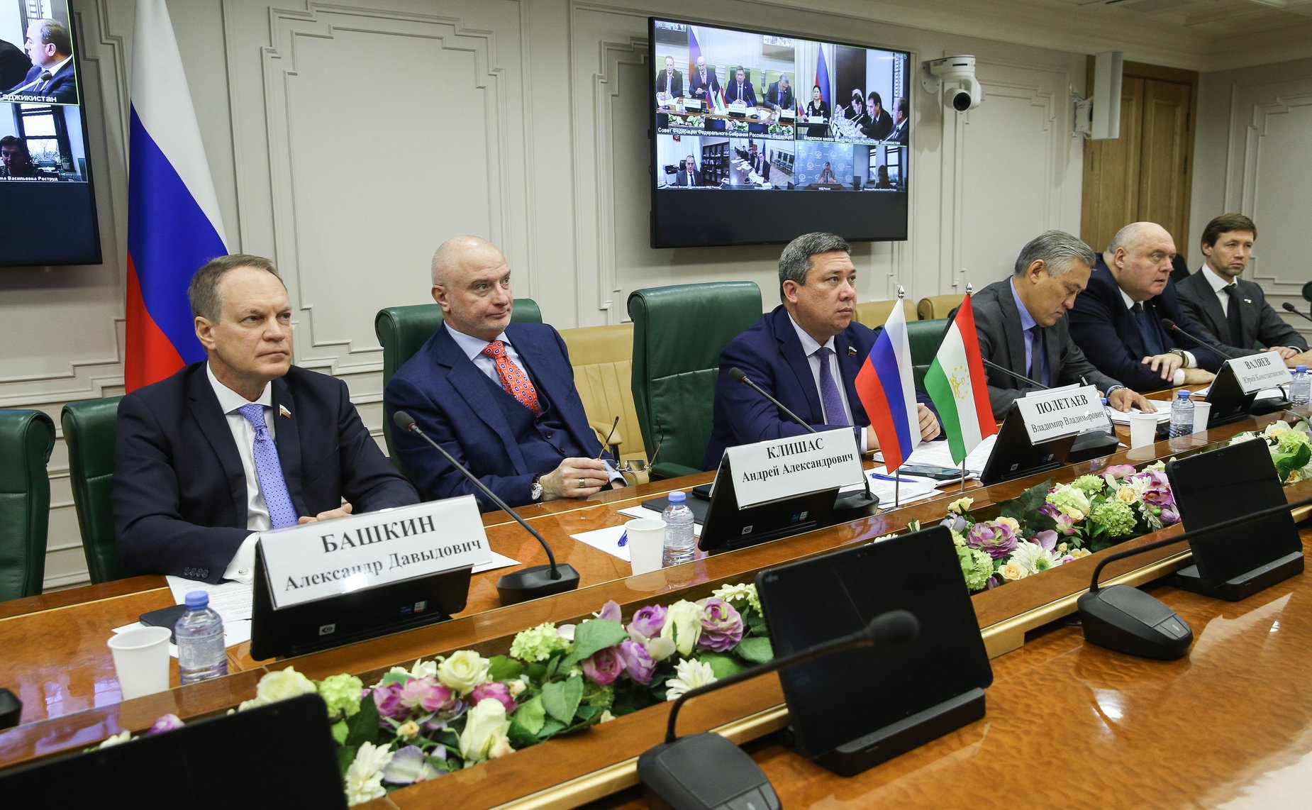 «Круглый стол» на тему «Миграционное взаимодействие Таджикистана и России: состояние и перспективы совершенствования»