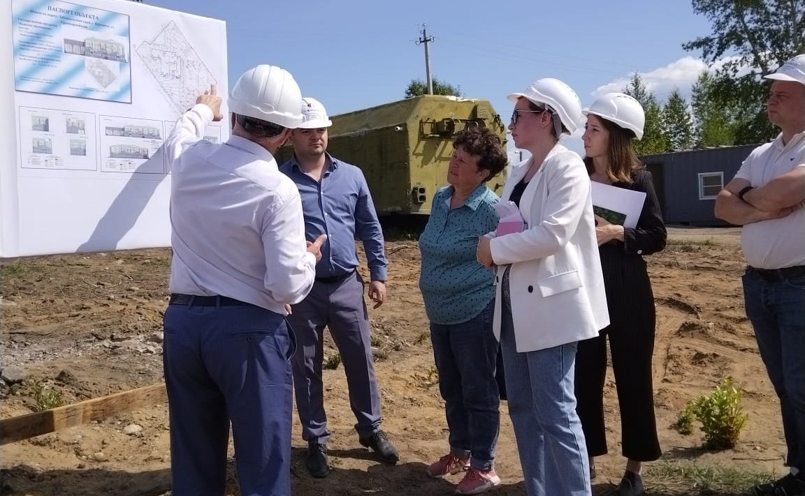 Сергей Михайлов провел совещание по вопросу строительства школы в городе Нерчинске Забайкальского края