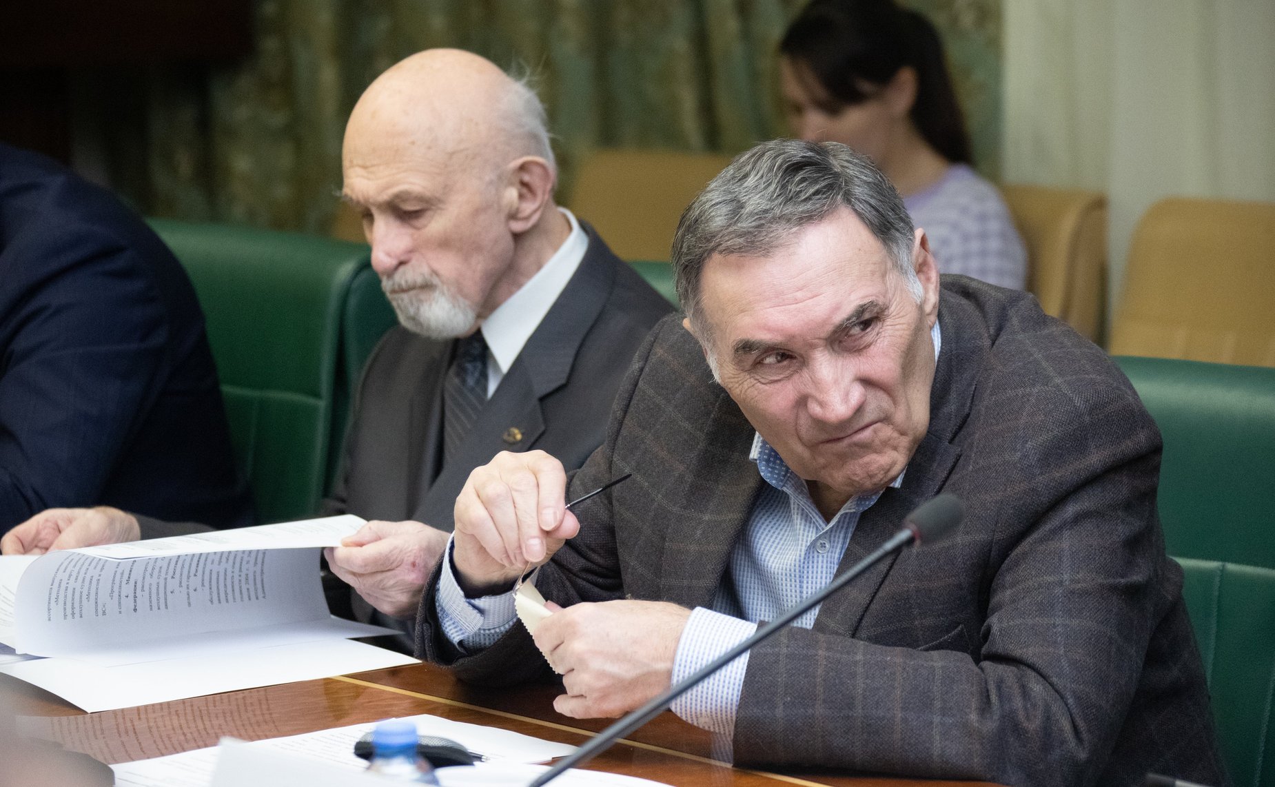 «Круглый стол» на тему «Проблемы законодательного регулирования обеспечения авиационным топливом гражданской авиации»