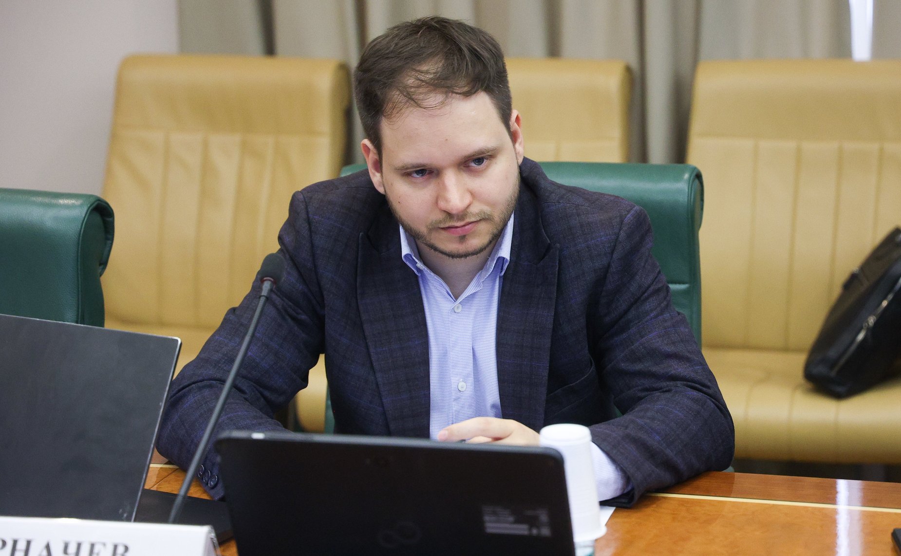 Круглый стол Комитета Совета Федерации по экономической политике «Механизмы повышения объемов и уровня локализации производства конкурентоспособной продукции автомобильной отрасли»