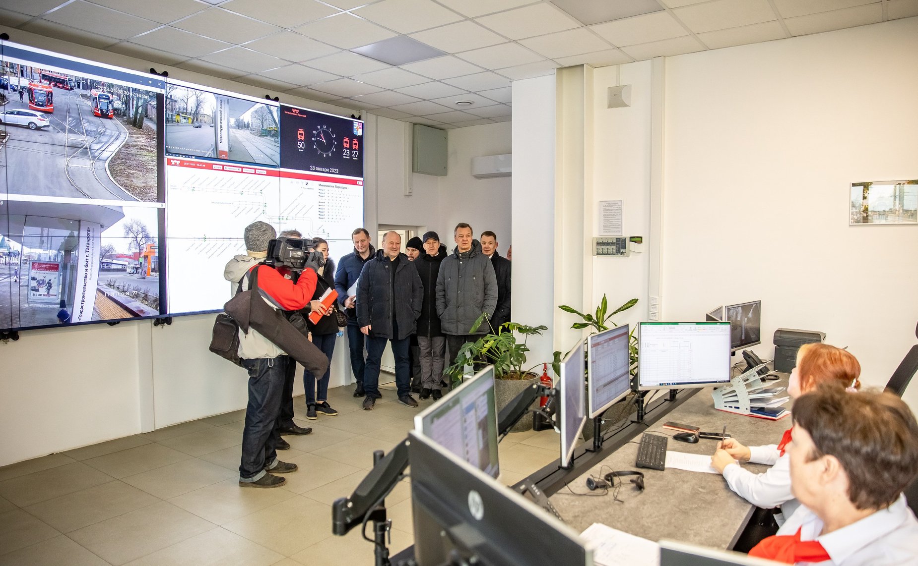 Первый заместитель Председателя Совета Федерации Андрей Яцкин и председатель Комитета СФ по аграрно-продовольственной политике и природопользованию Александр Двойных посетили Таганрог